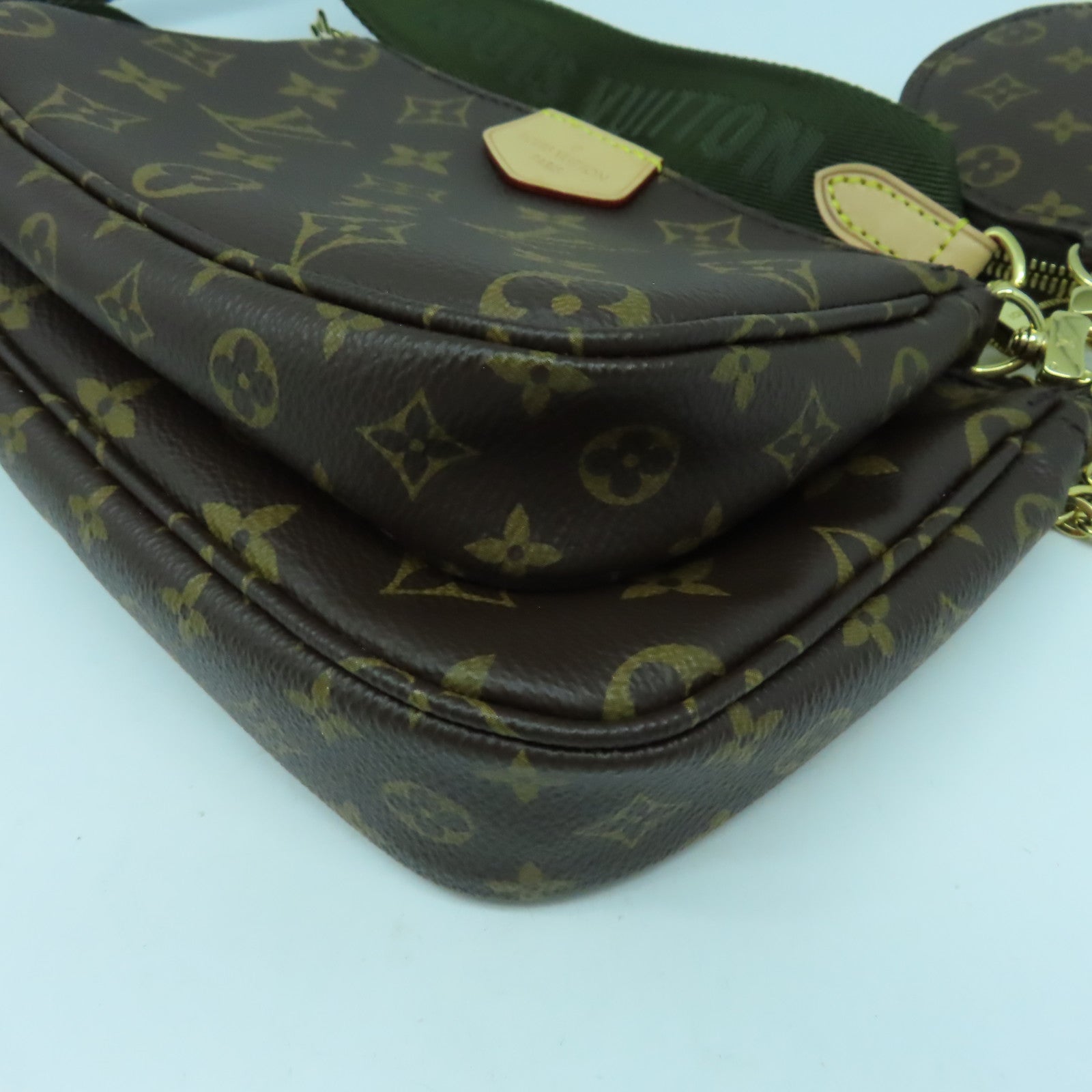 LOUIS VUITTON Monogram Multi Pochette Accessoires金扣肩背袋啡色