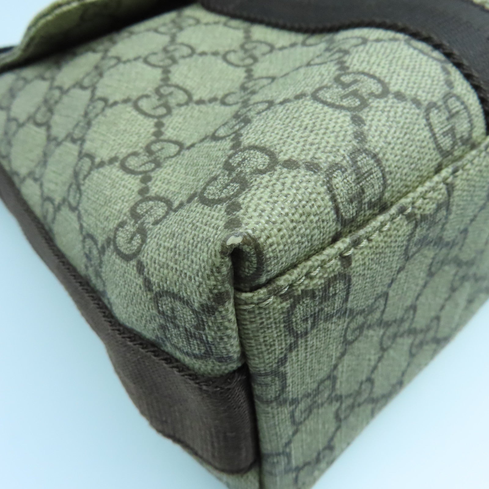 GUCCI 塗層帆布Shoulder Bag銀扣肩背袋米色啡色