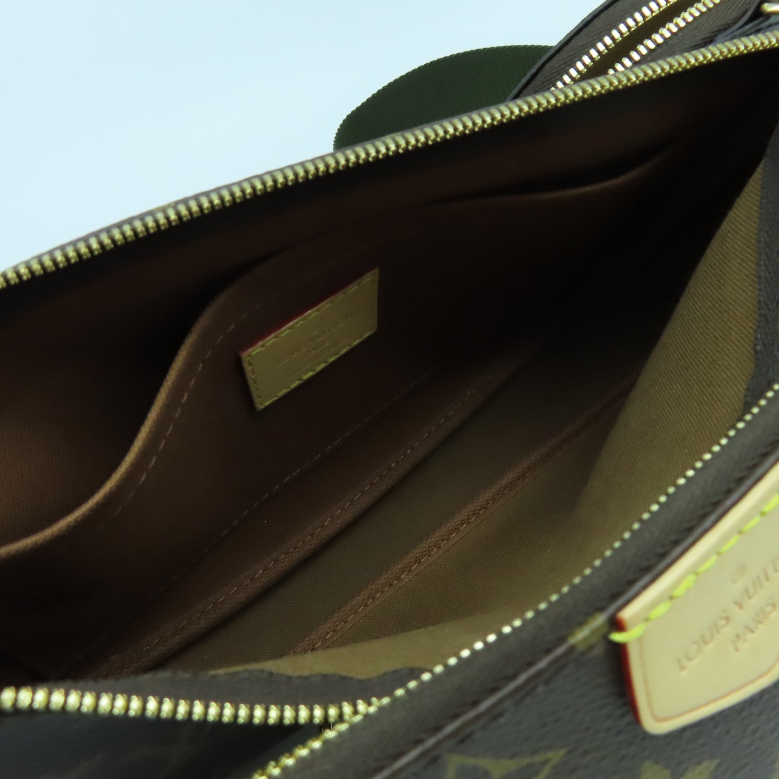 LOUIS VUITTON Monogram Multi Pochette Accessoires金扣肩背袋啡色