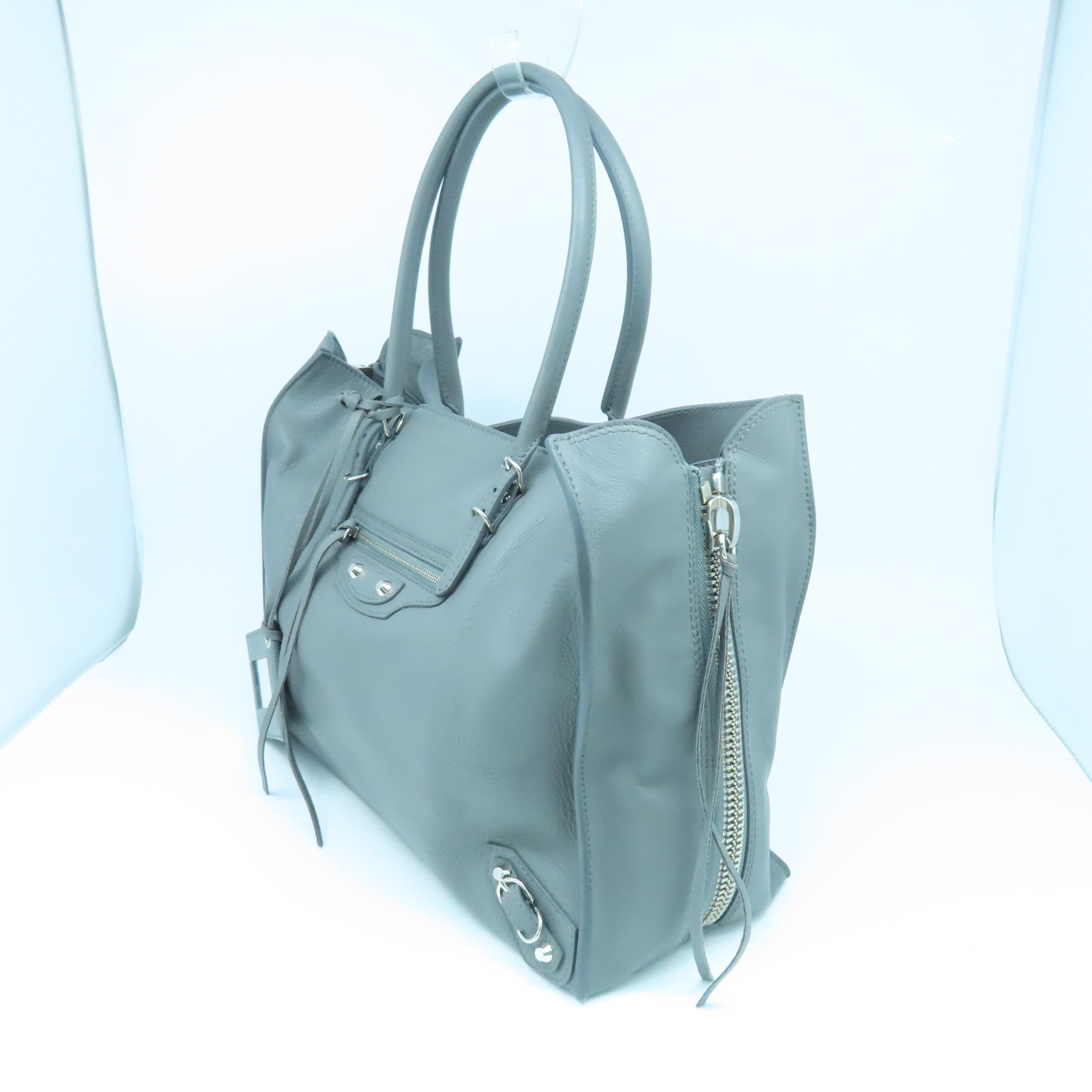 BALENCIAGA 羊皮皮革Papier B4 Zip Round銀扣手挽肩背兩用袋灰色