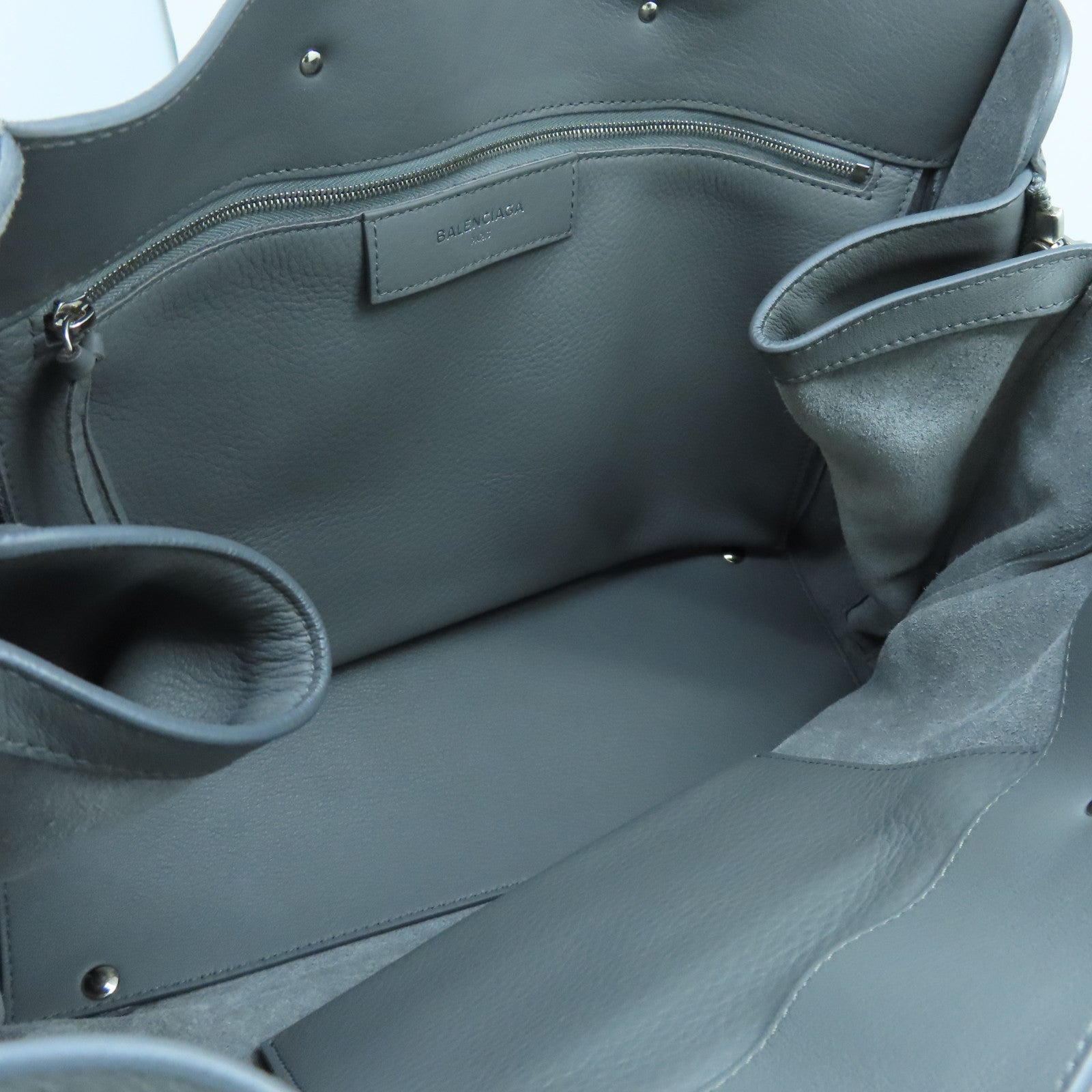 BALENCIAGA 羊皮皮革Papier B4 Zip Round銀扣手挽肩背兩用袋灰色