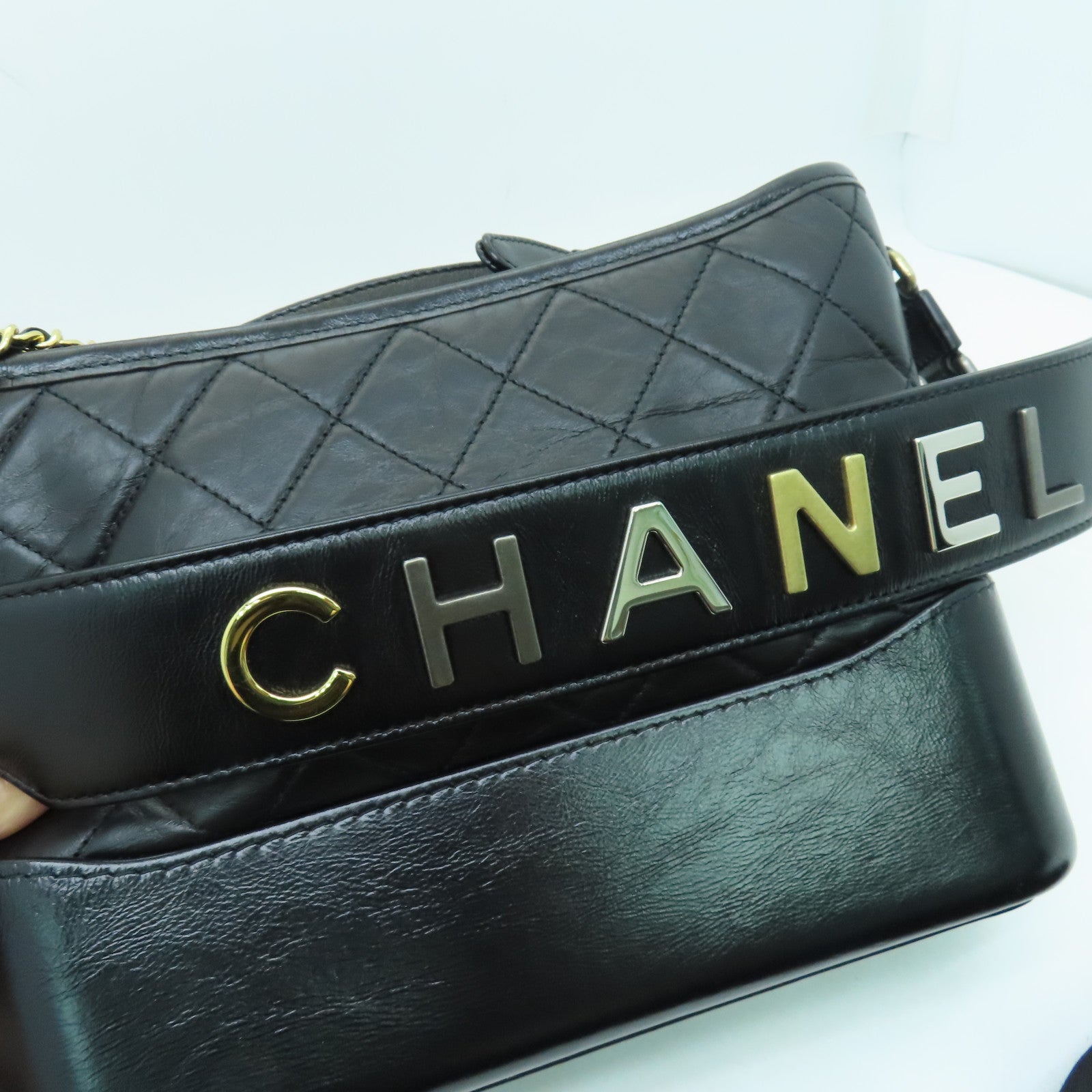 CHANEL 菱格Aged Calf皮革Small Gabrielle金扣/銀扣鏈帶肩背袋黑色