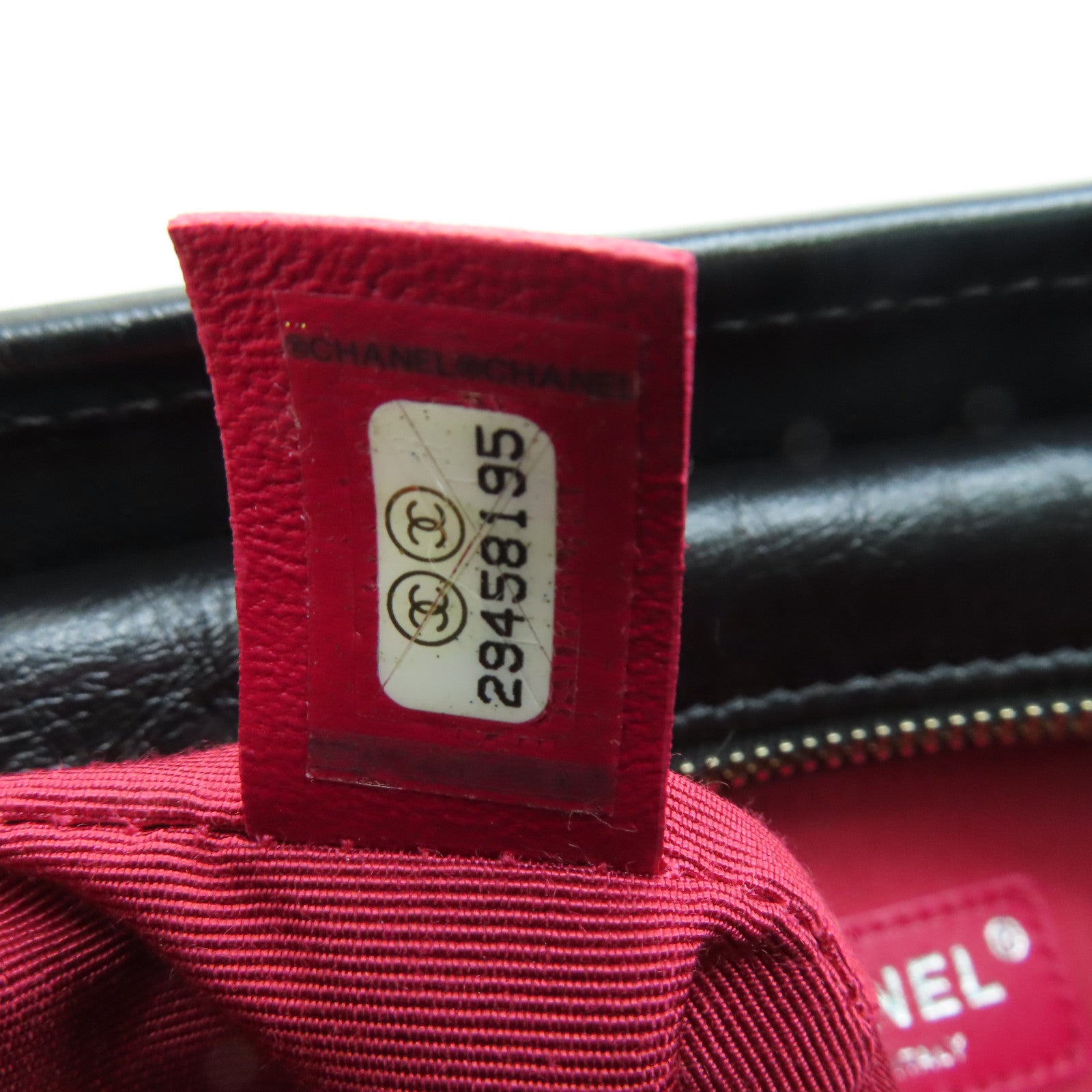 CHANEL 菱格Aged Calf皮革Small Gabrielle金扣/銀扣鏈帶肩背袋黑色
