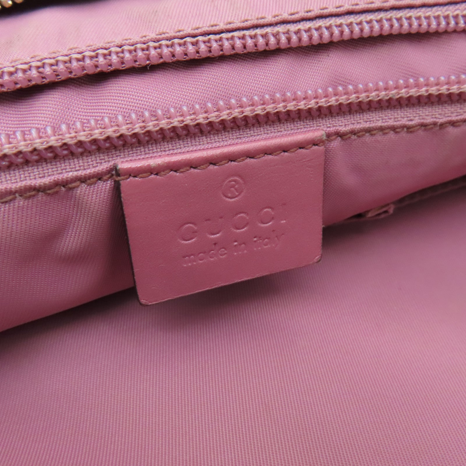 GUCCI 塗層帆布Shoulder Bag金扣肩背袋粉紅色