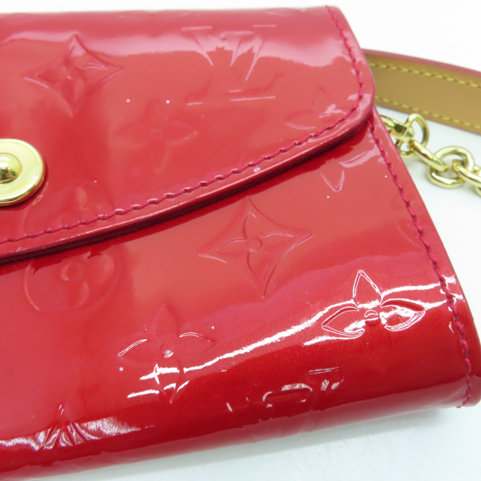 LOUIS VUITTON Vernis Sunset Boulevard金扣手挽袋/肩背袋红色
