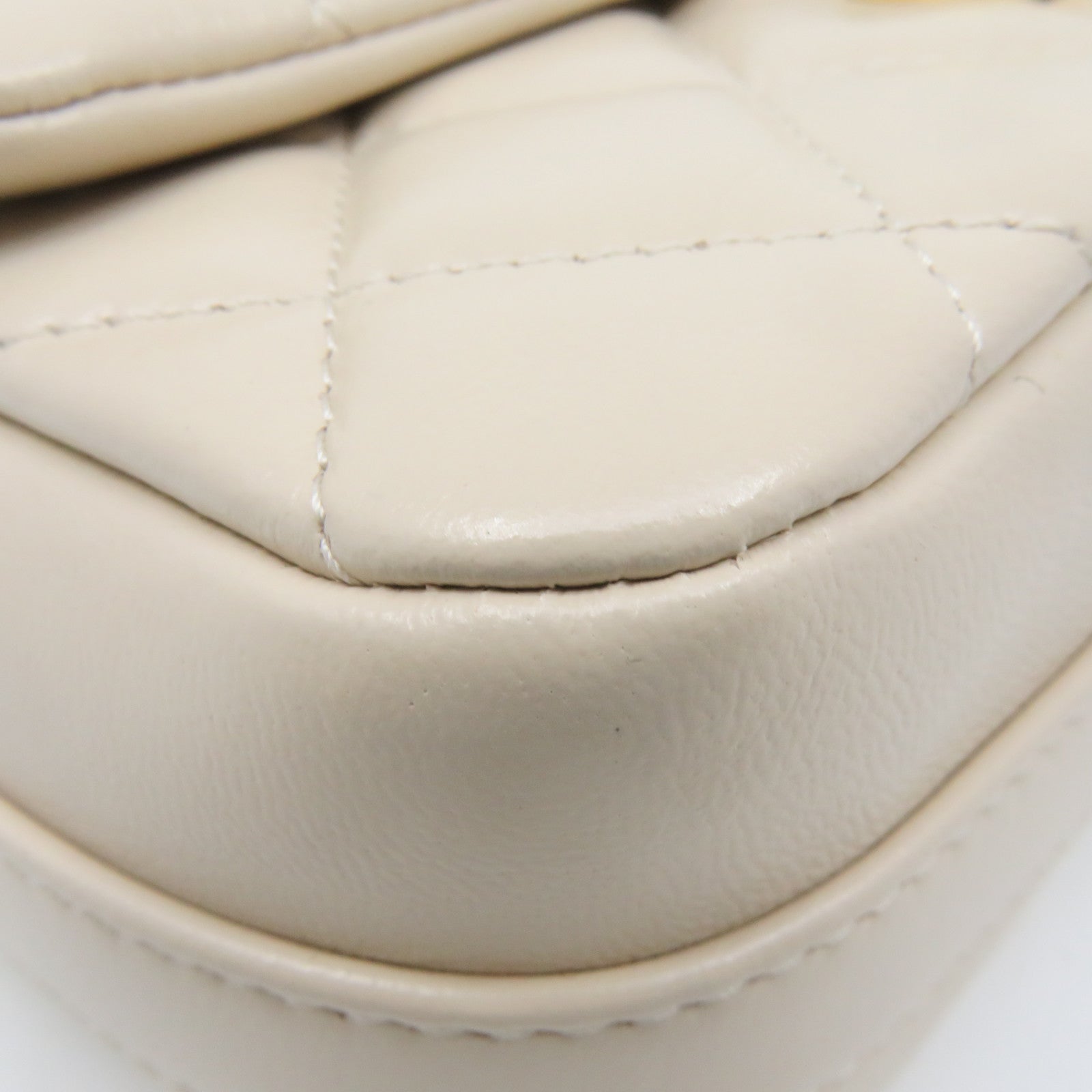 CHANEL 【激減優惠】菱格羊皮皮革Chain Shoulder Bag金扣鏈帶肩背袋杏色