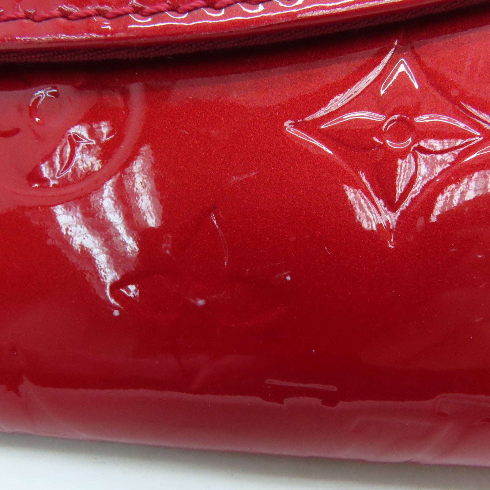 LOUIS VUITTON Vernis Sunset Boulevard金扣手挽袋/肩背袋红色