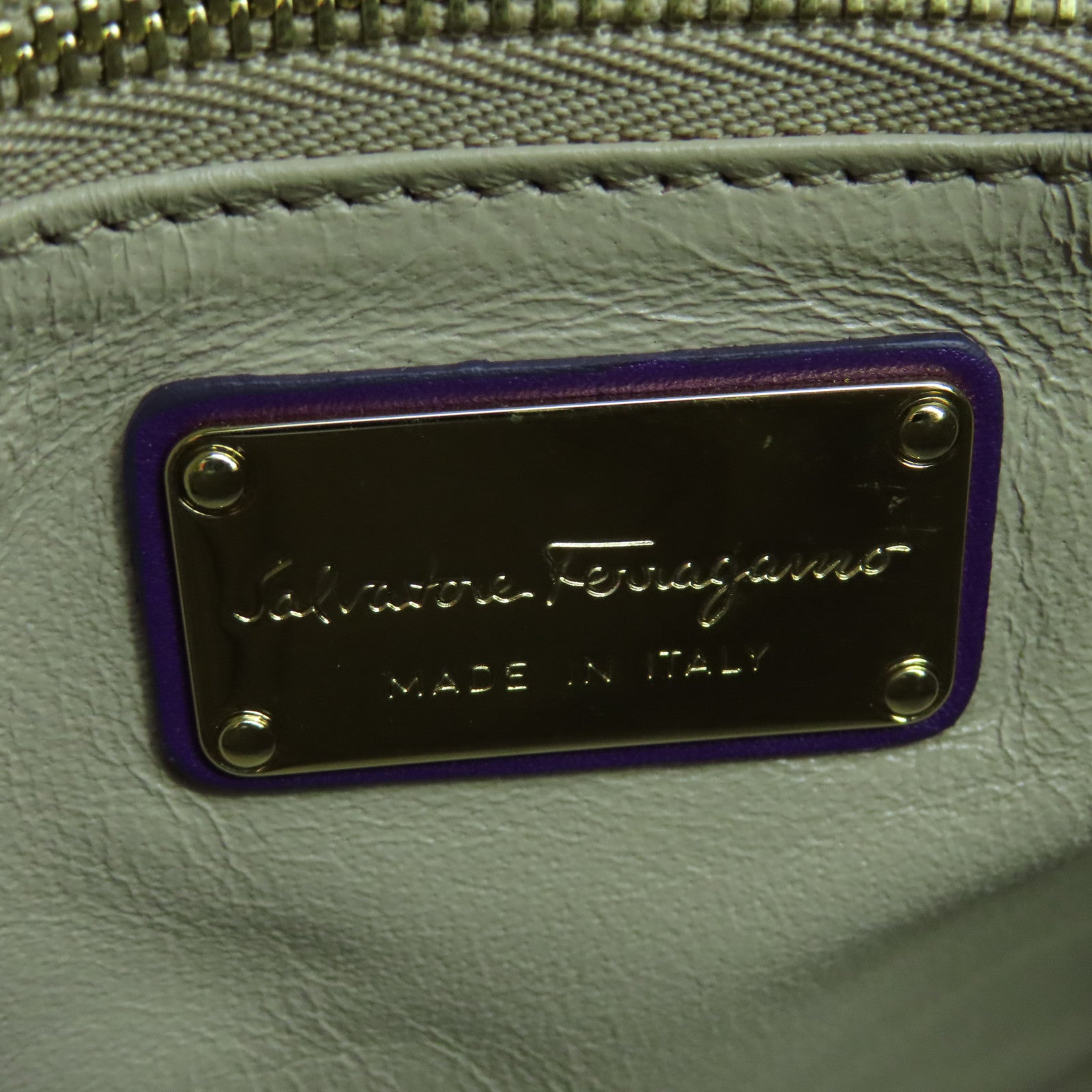 Salvatore Ferragamo 牛皮皮革Shoulder Bag金扣手挽肩背兩用袋紫色