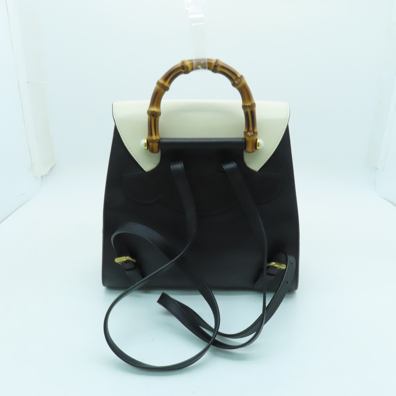 GUCCI 【激減優惠】牛皮皮革Nimfair Bamboo Backpack金扣背包黑色/白色