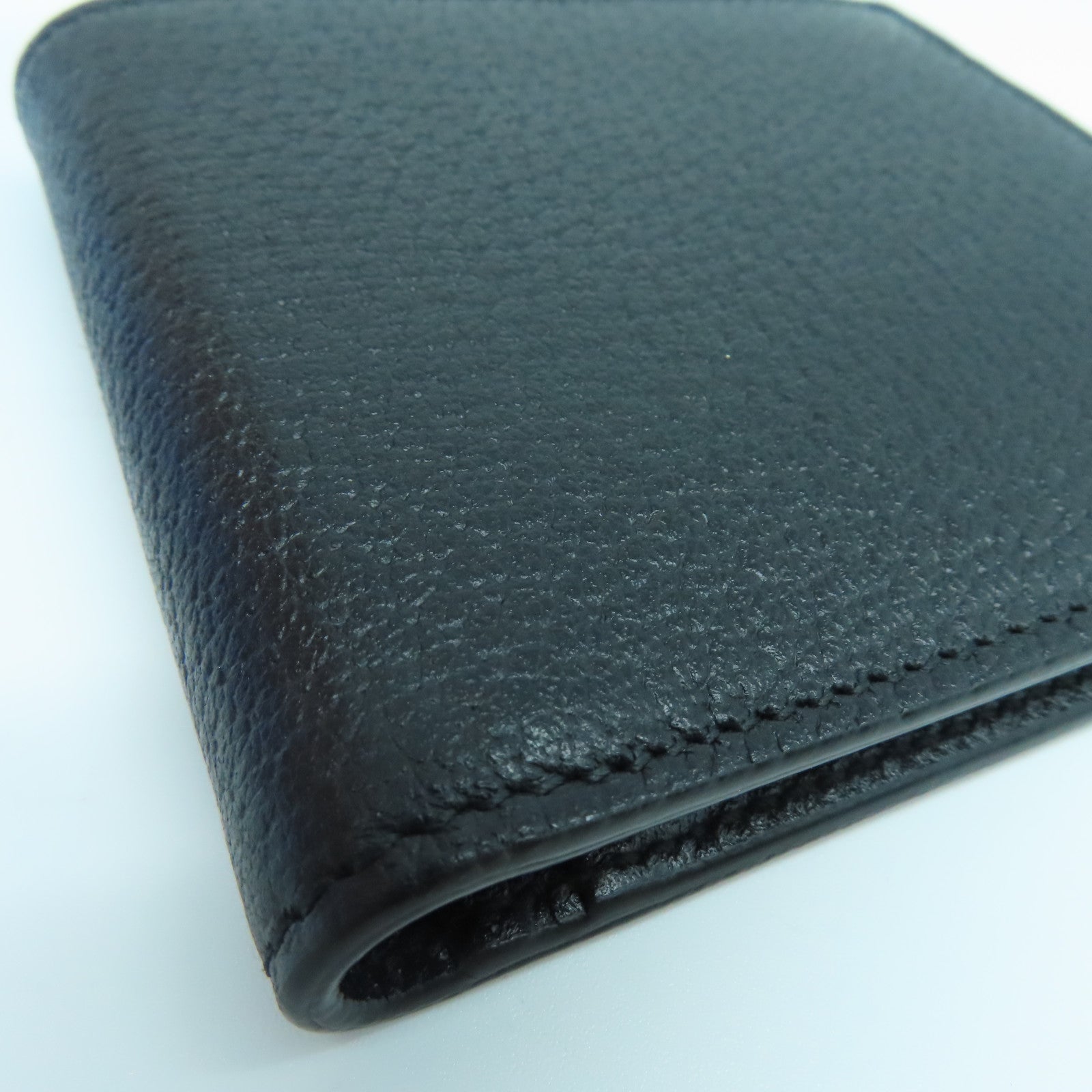 GUCCI cowhide leather GG Marmont wallet gold buckle wallet black