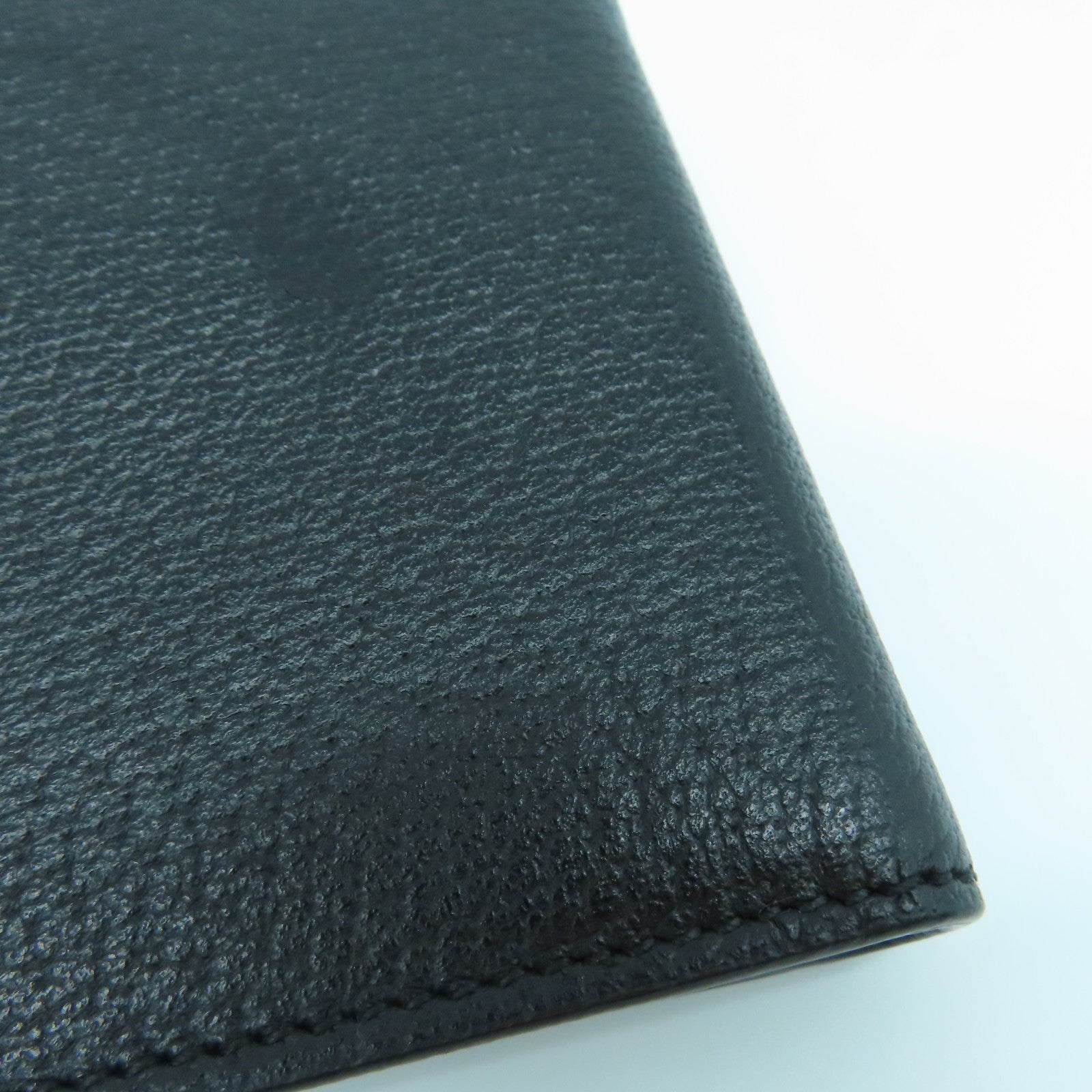 GUCCI cowhide leather GG Marmont wallet gold buckle wallet black