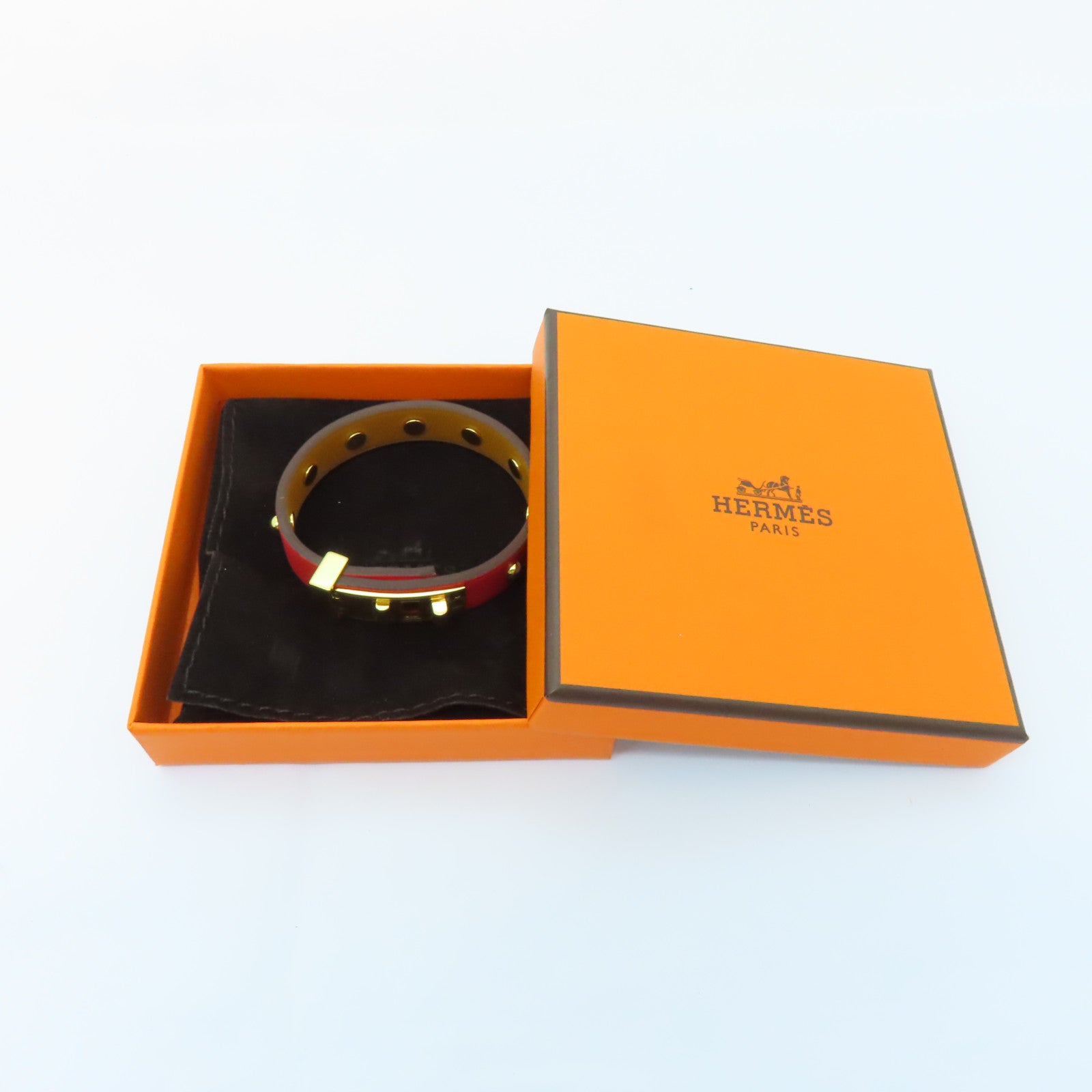 HERMES Swift皮革Mini Dog Clous Ronds金扣手鐲紅色