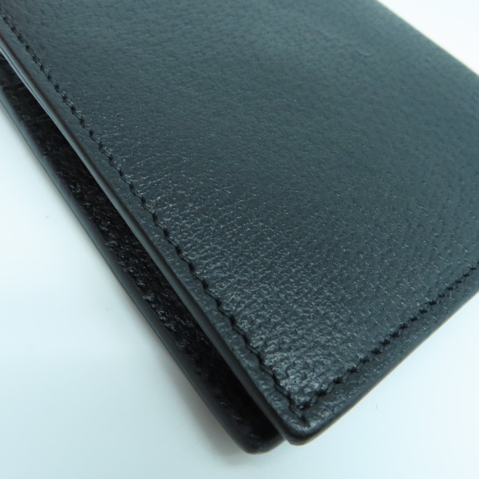 GUCCI cowhide leather GG Marmont wallet gold buckle wallet black