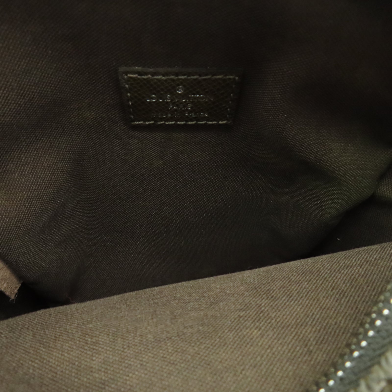 LOUIS VUITTON Taiga皮革Dimiri銀扣肩背袋灰綠色