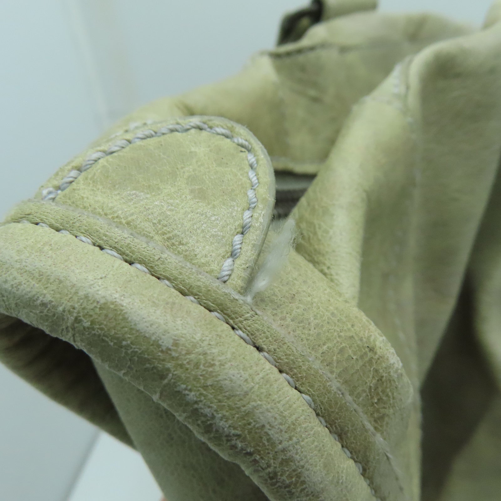BALENCIAGA 牛皮皮革Shoulder Bag肩背袋灰色