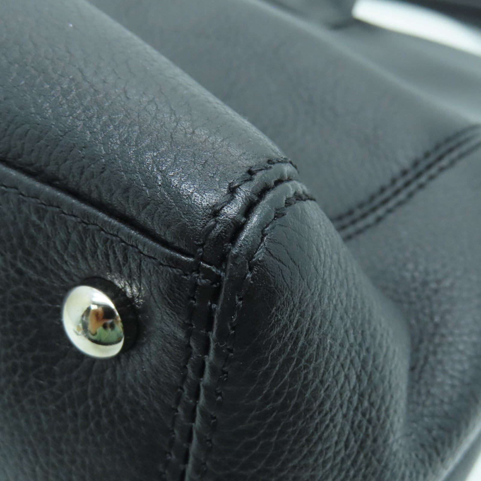 CHANEL cowhide leather Shoulder Bag silver buckle handle shoulder bag black
