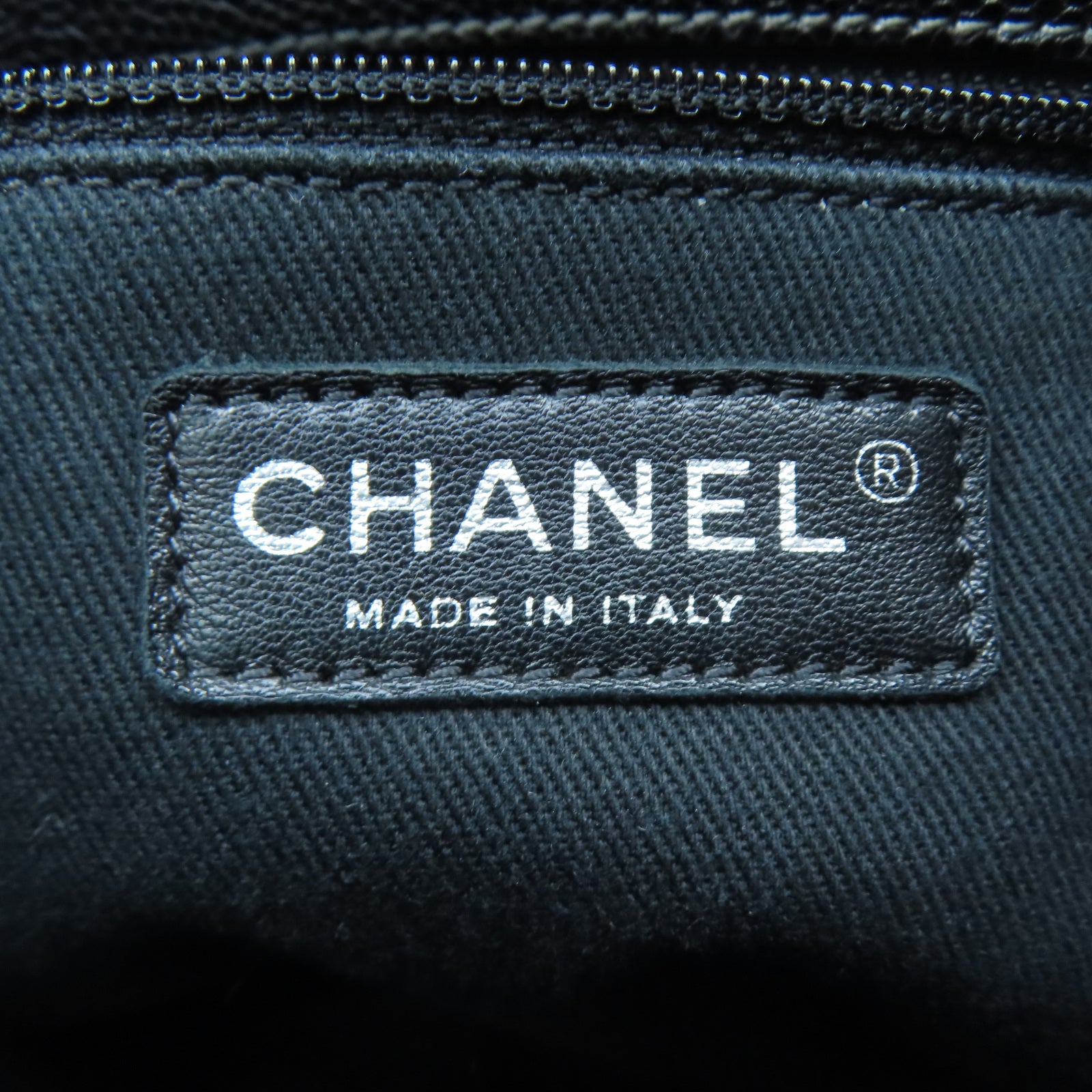 CHANEL 菱格Caviar皮革Chic Shopping Tote銀扣鏈帶肩背袋黑色