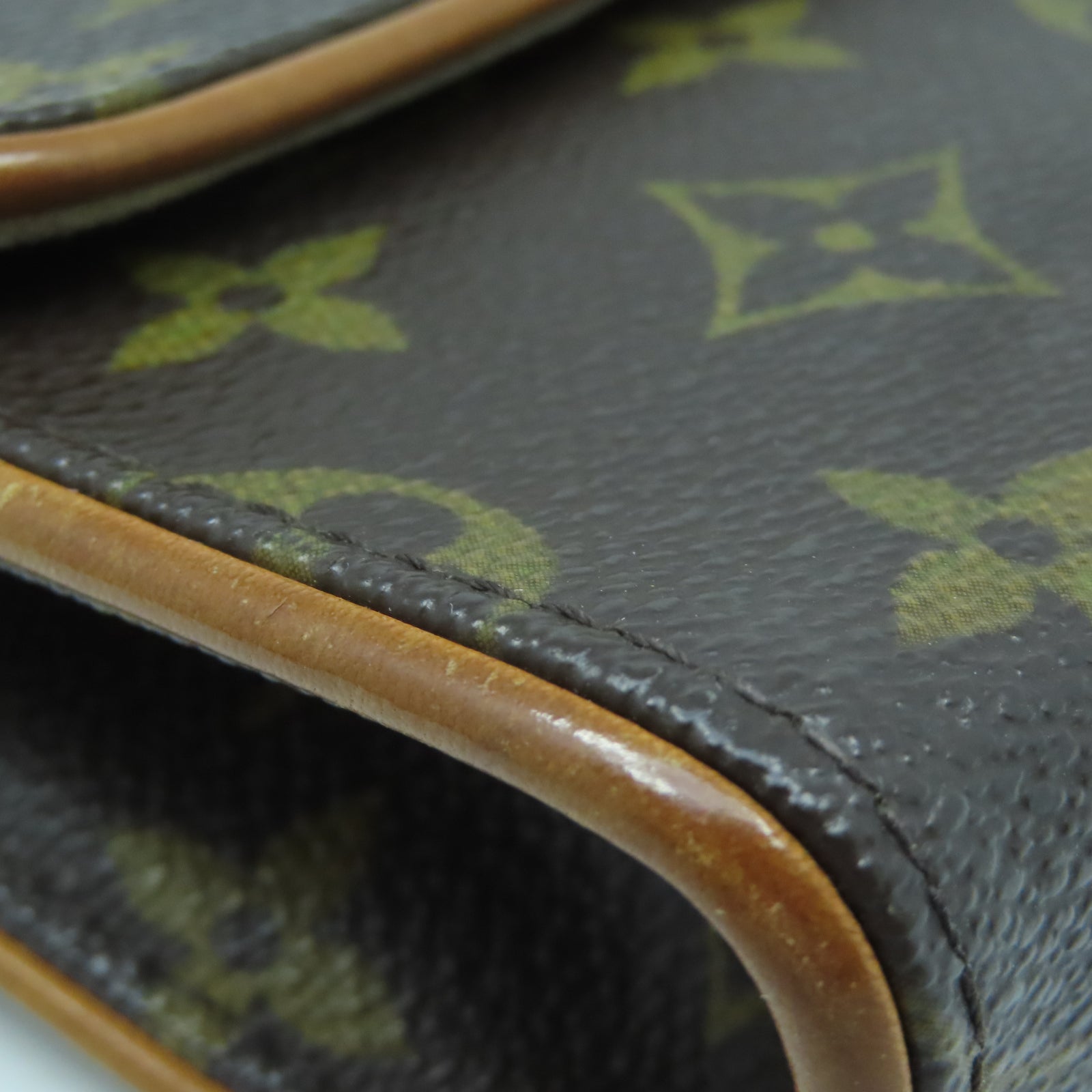 LOUIS VUITTON Monogram Pochette Florentine金扣腰包棕色