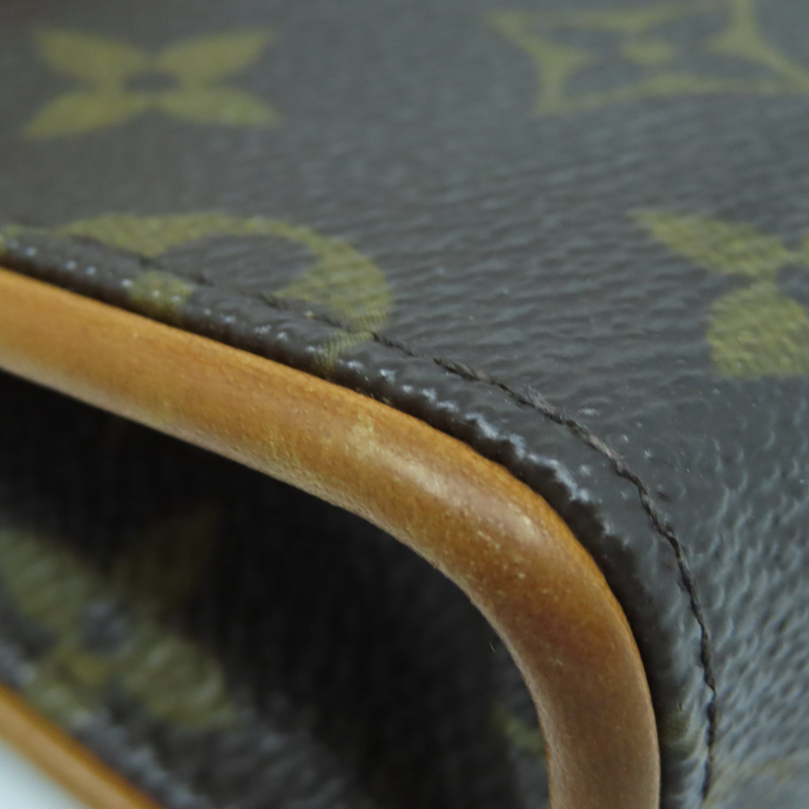 LOUIS VUITTON Monogram Pochette Florentine金扣腰包棕色