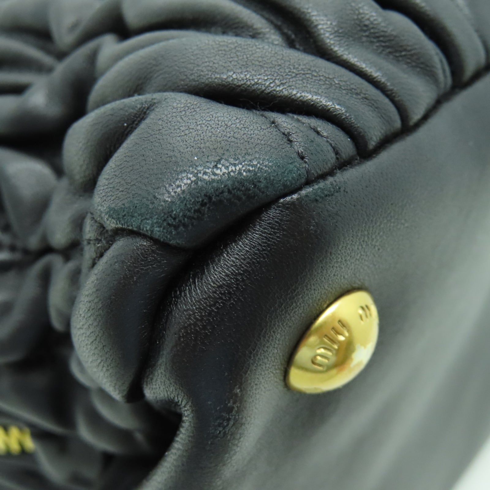 Miu Miu 羊皮皮革2 Way Shoulder金扣手挽肩背兩用袋黑色