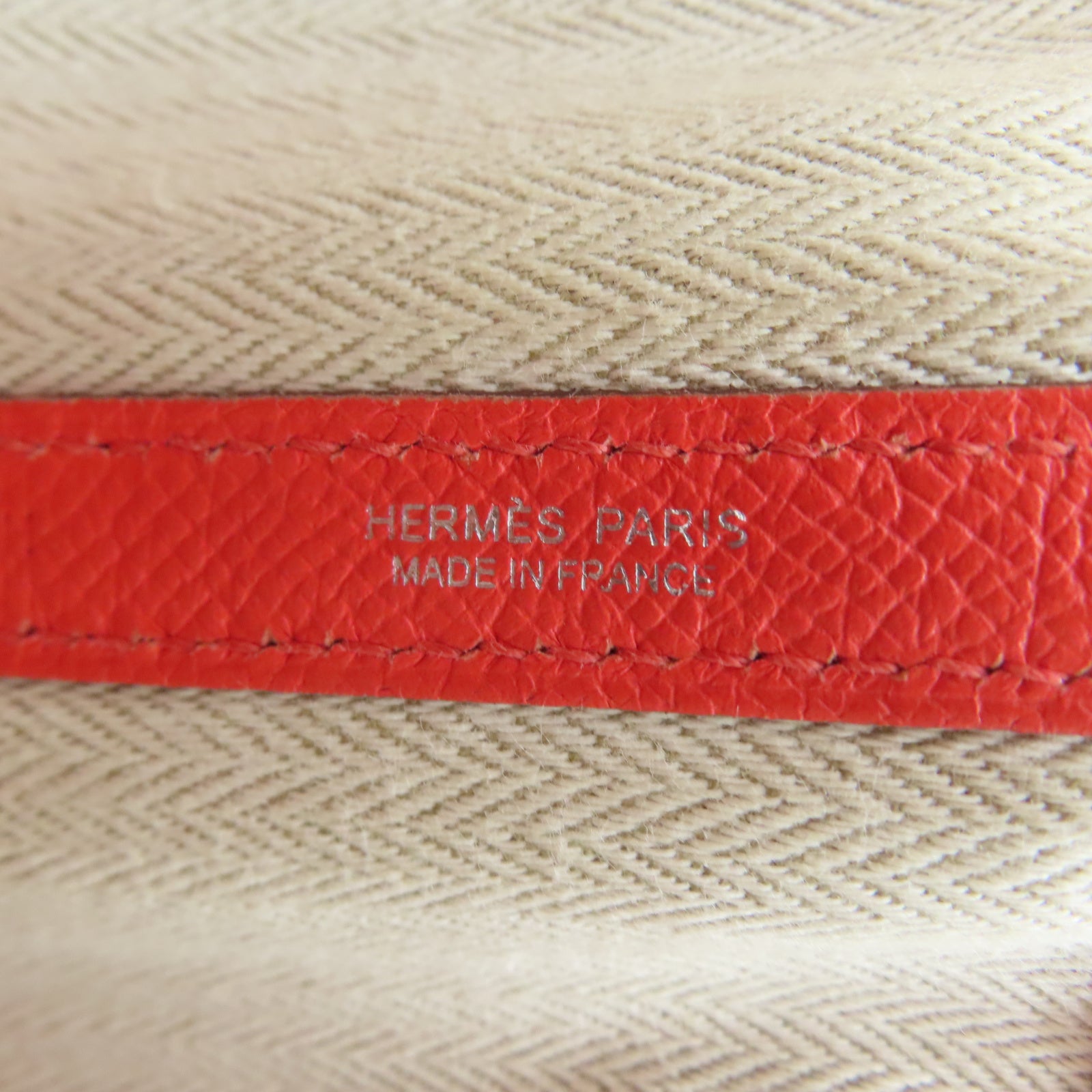 HERMES Veau Epsom皮革GardenParty PM银扣手挽袋糖果红色