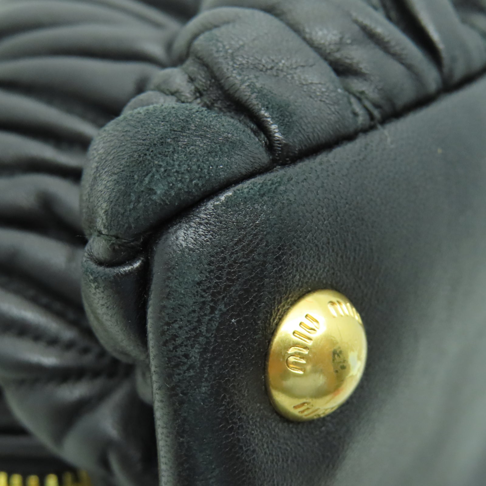 Miu Miu 羊皮皮革2 Way Shoulder金扣手挽肩背兩用袋黑色