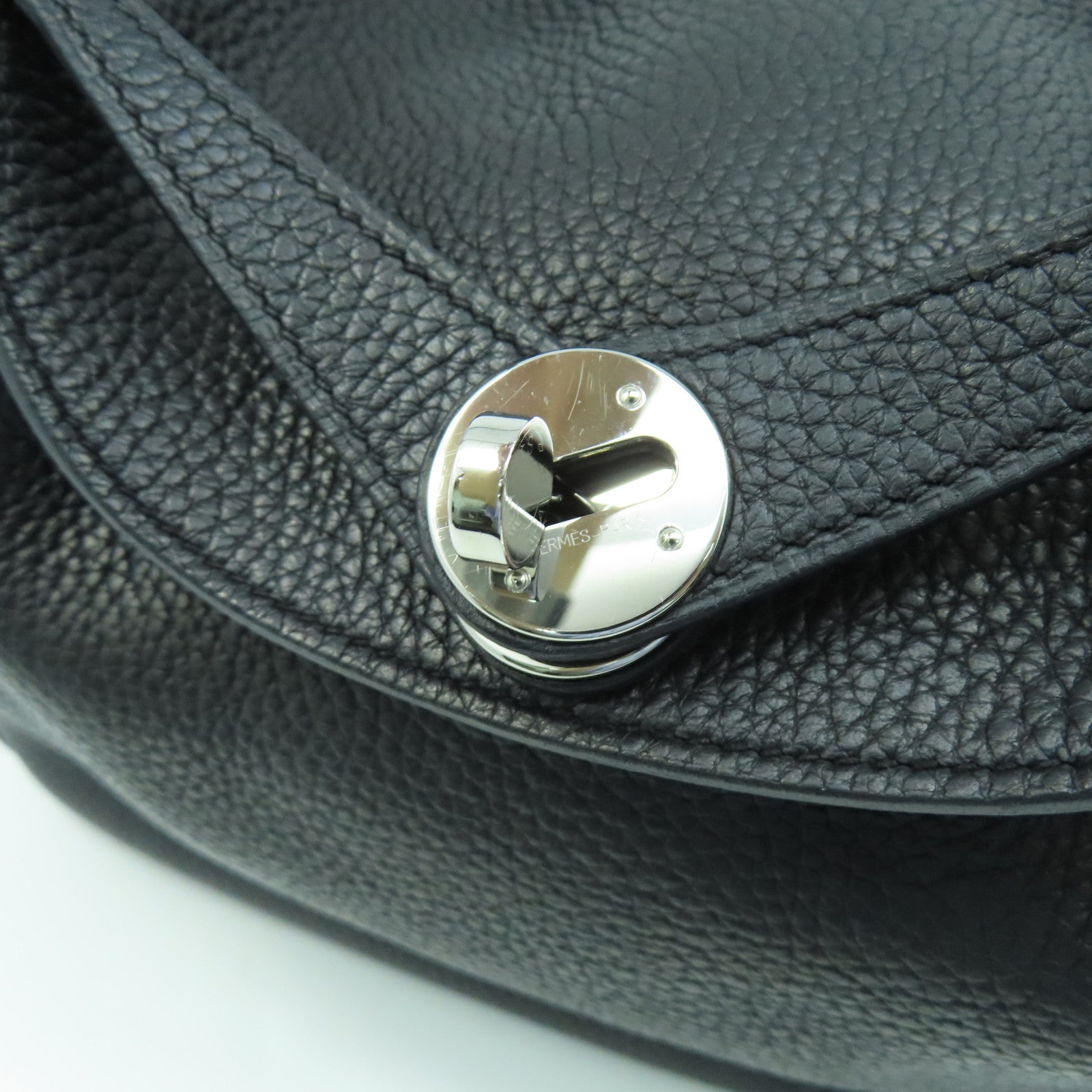 HERMES Taurillon Clemence皮革Lindy 26銀扣手挽肩背兩用袋黑色