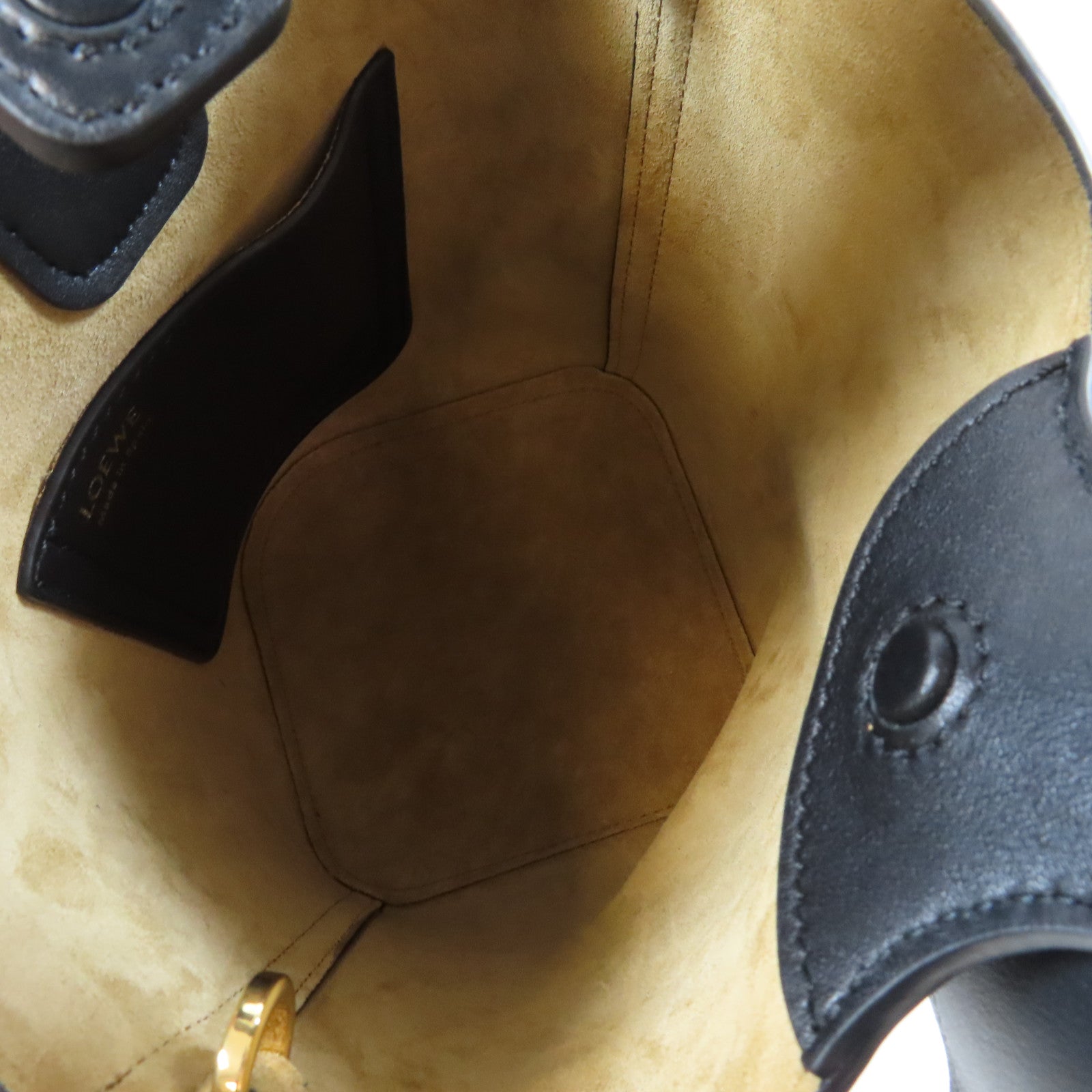 LOEWE 牛皮皮革Mini Pebble Bucket bag金扣手挽肩背兩用袋黑色