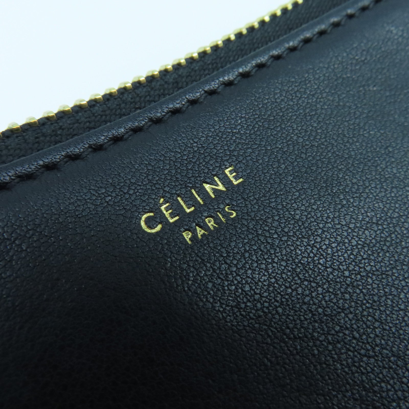 CELINE 【激減優惠】牛皮皮革Shoulder Pouch金扣肩背袋黑色