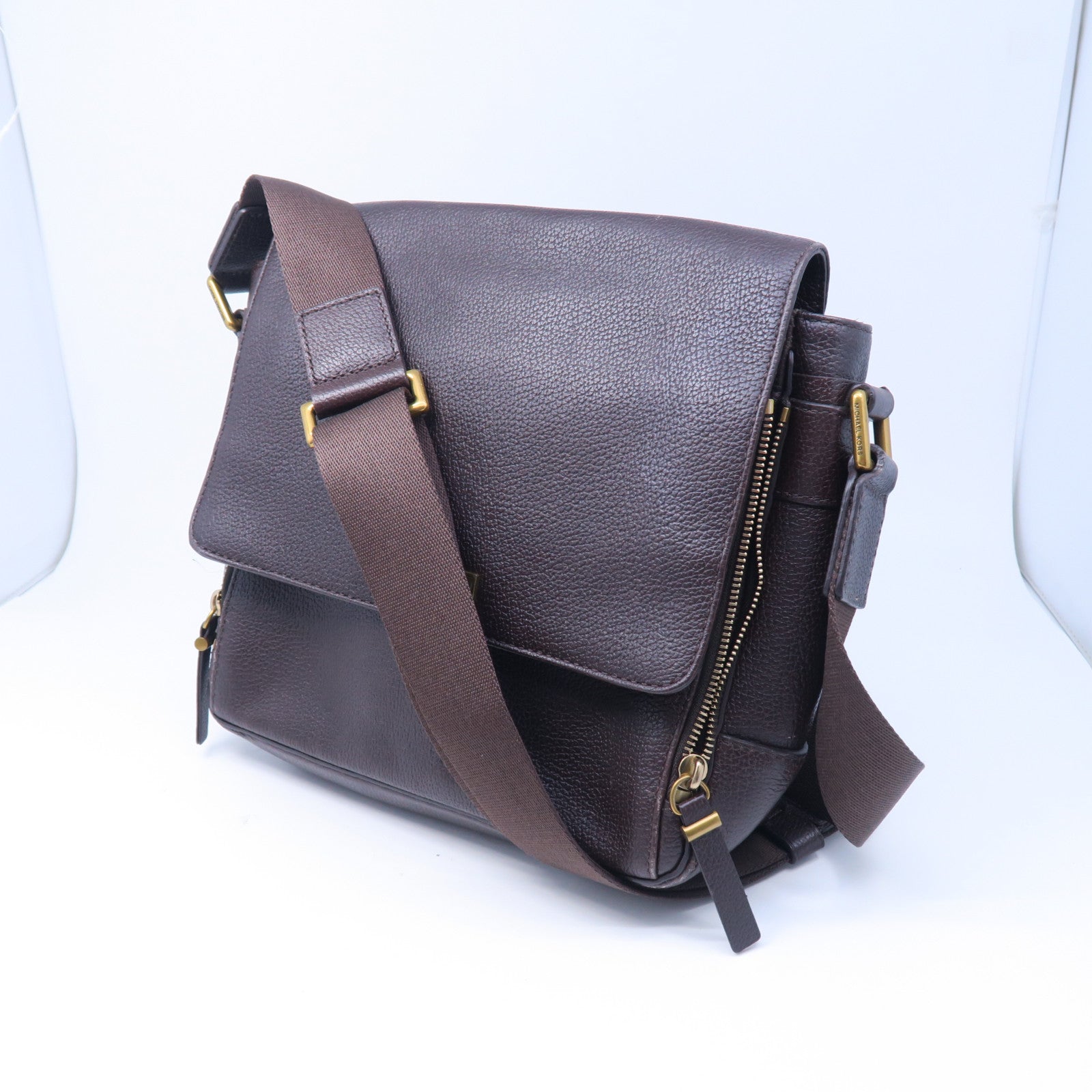 Michael Kors 牛皮皮革Messenger Bag金扣肩背袋棕色