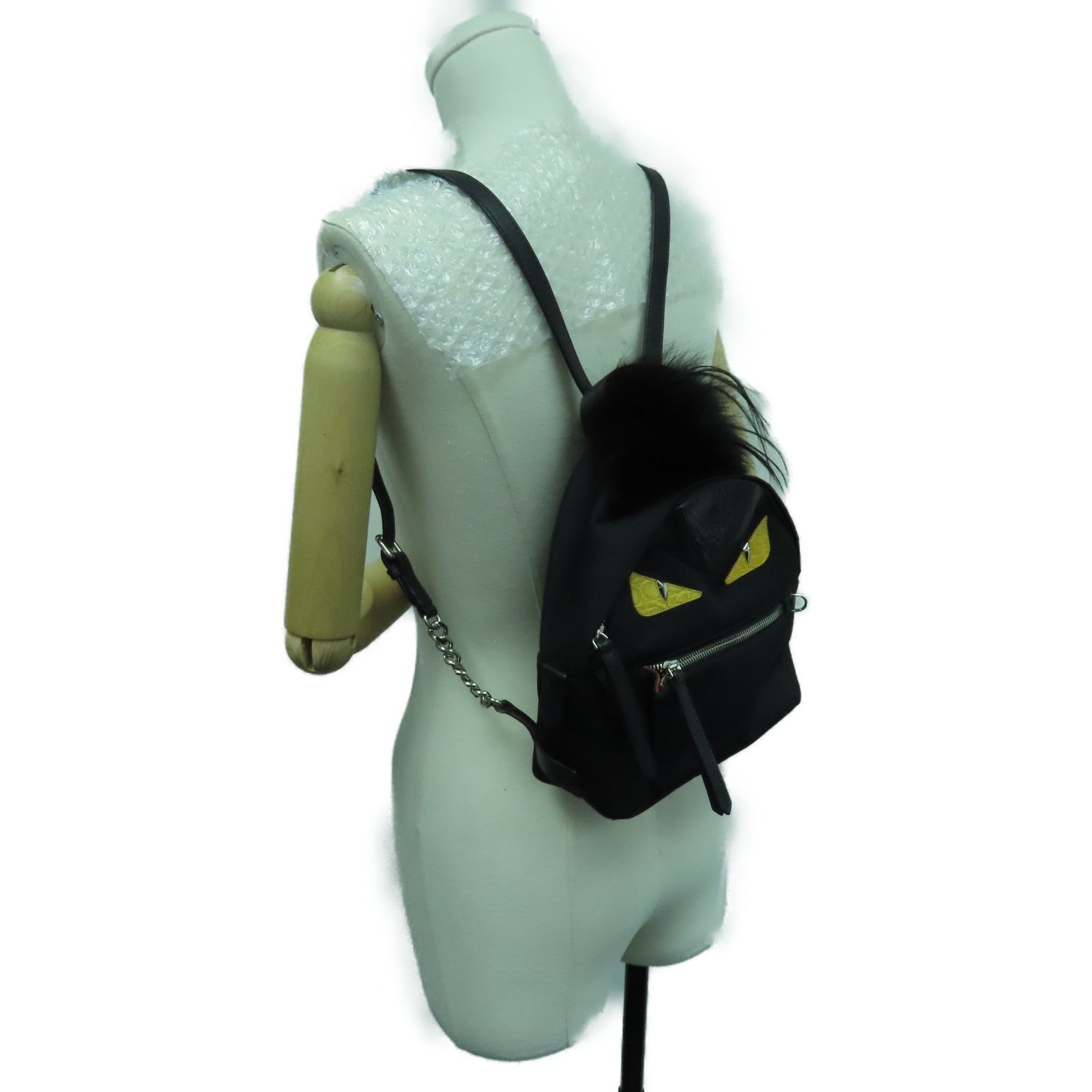 FENDI 尼龍Backpack銀扣背包黑色