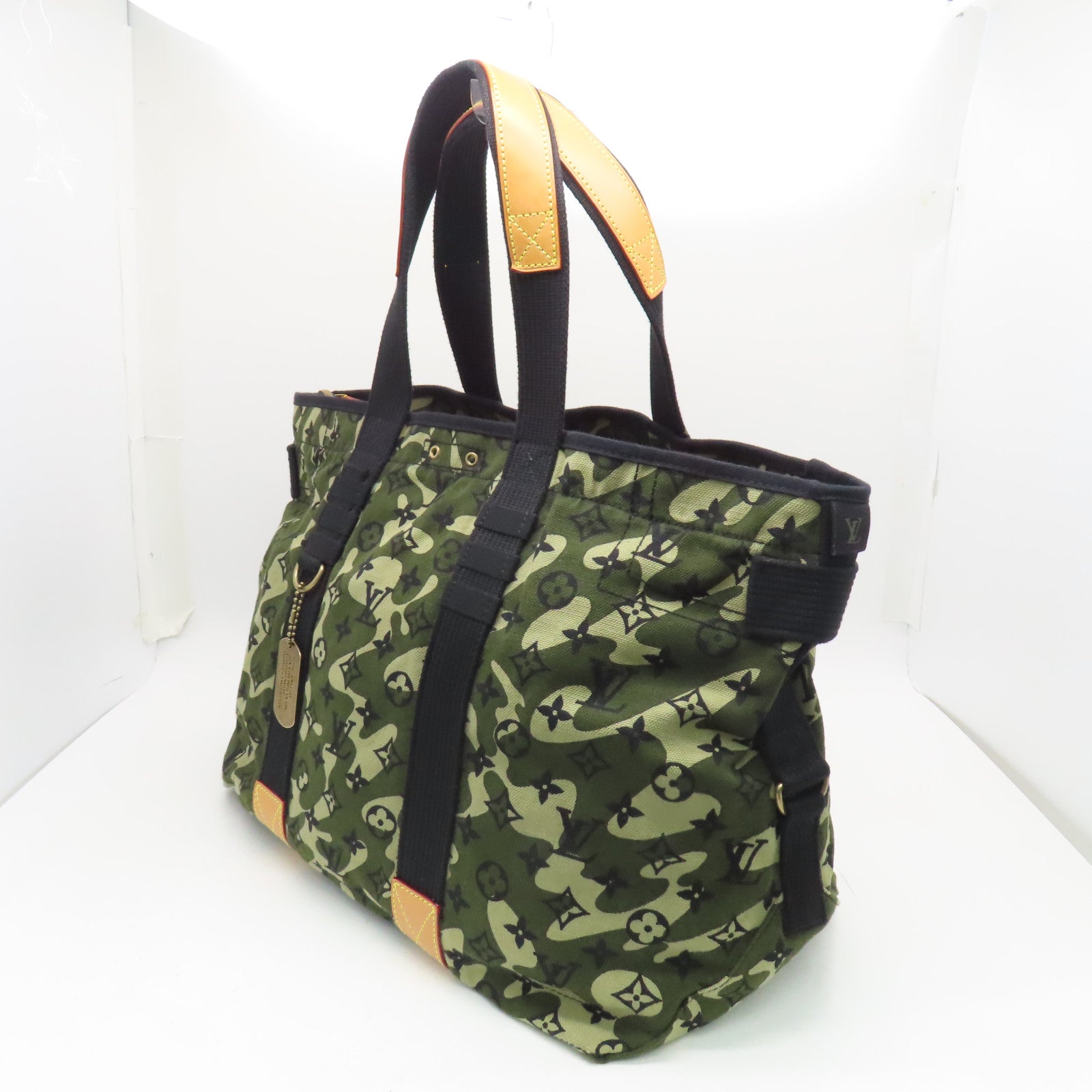 LOUIS VUITTON Monogramouflage Tray金扣肩背袋綠色/米色