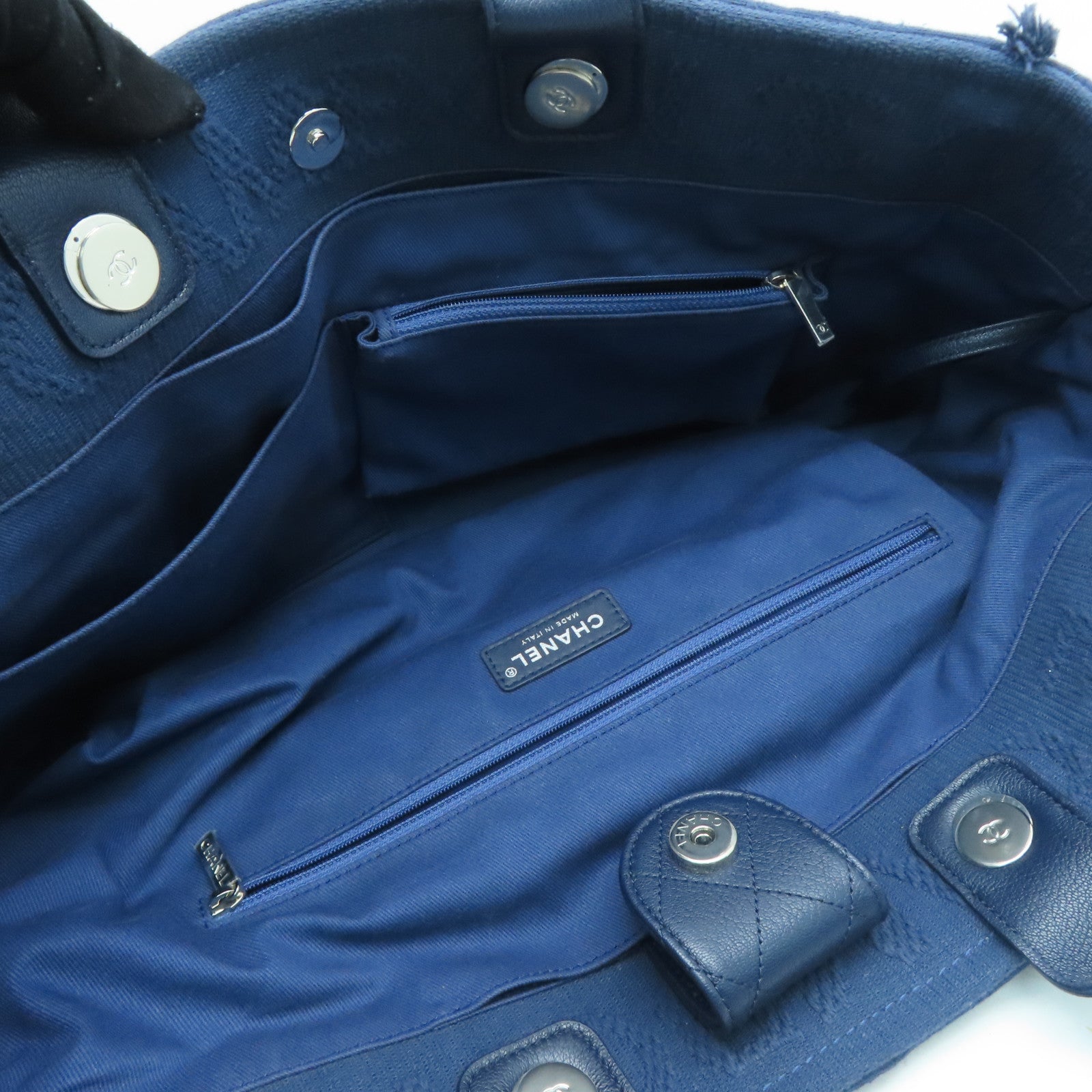 CHANEL [Sharp Discount] Mixed Fiber Large Shopping Tote Hand Silver Buckle Handle Shoulder Back Dual-Purpose Bag Navy Blue