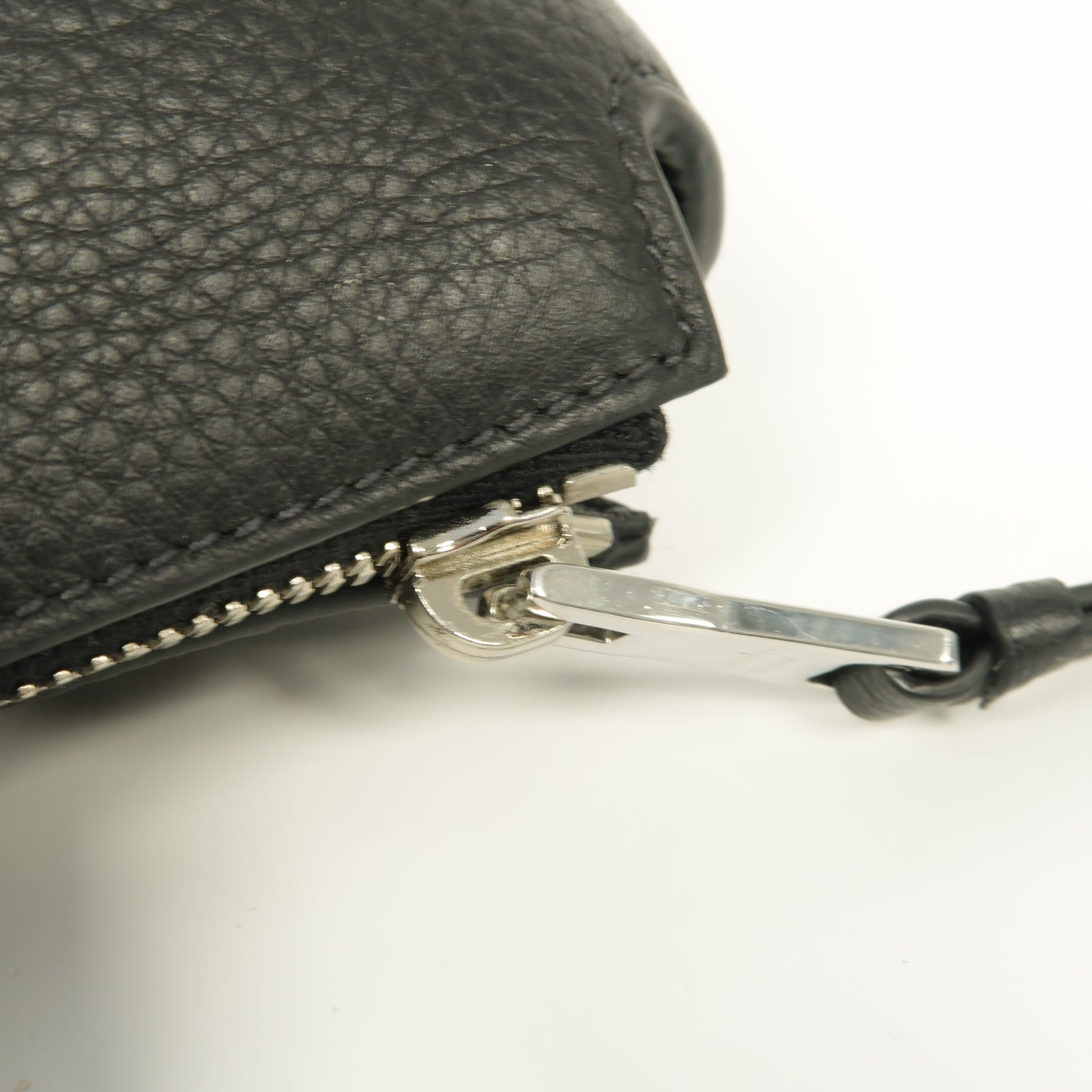 PRADA 牛皮皮革2 Way Shoulder銀扣手挽肩背兩用袋黑色