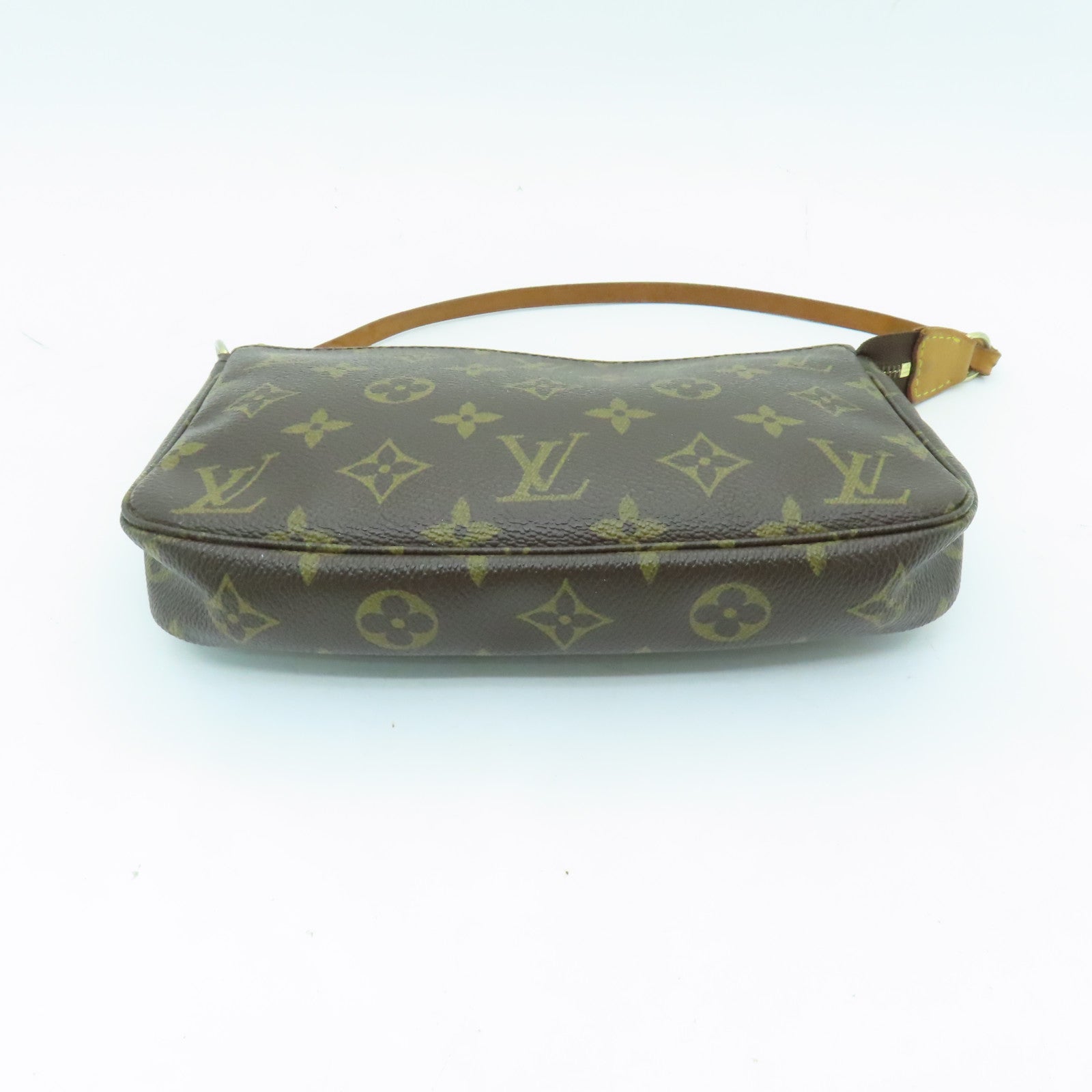 LOUIS VUITTON Monogram Pochette Accessories金扣手挽袋啡色