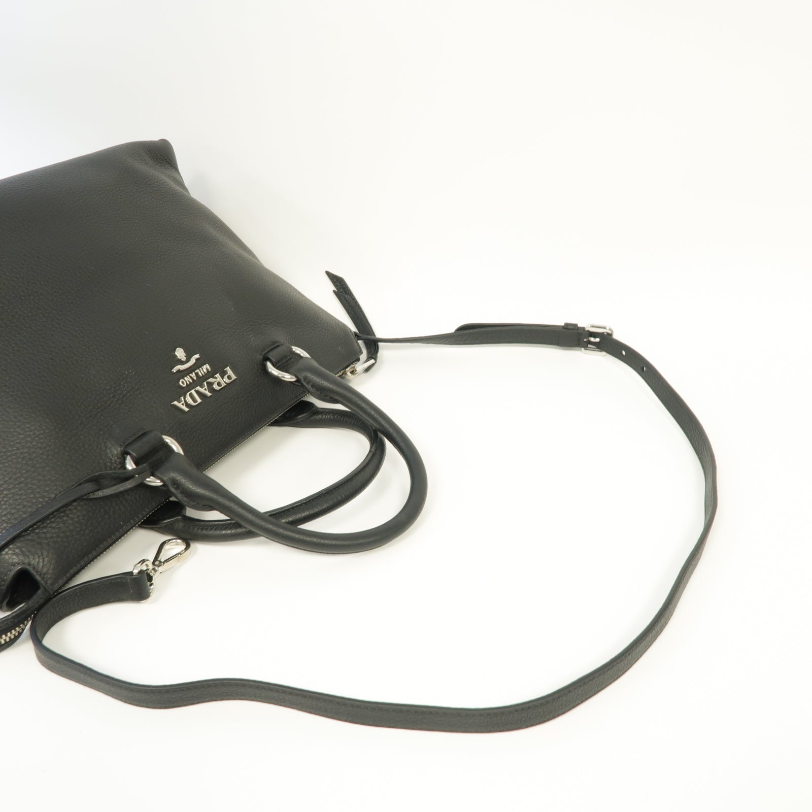PRADA 牛皮皮革2 Way Shoulder銀扣手挽肩背兩用袋黑色