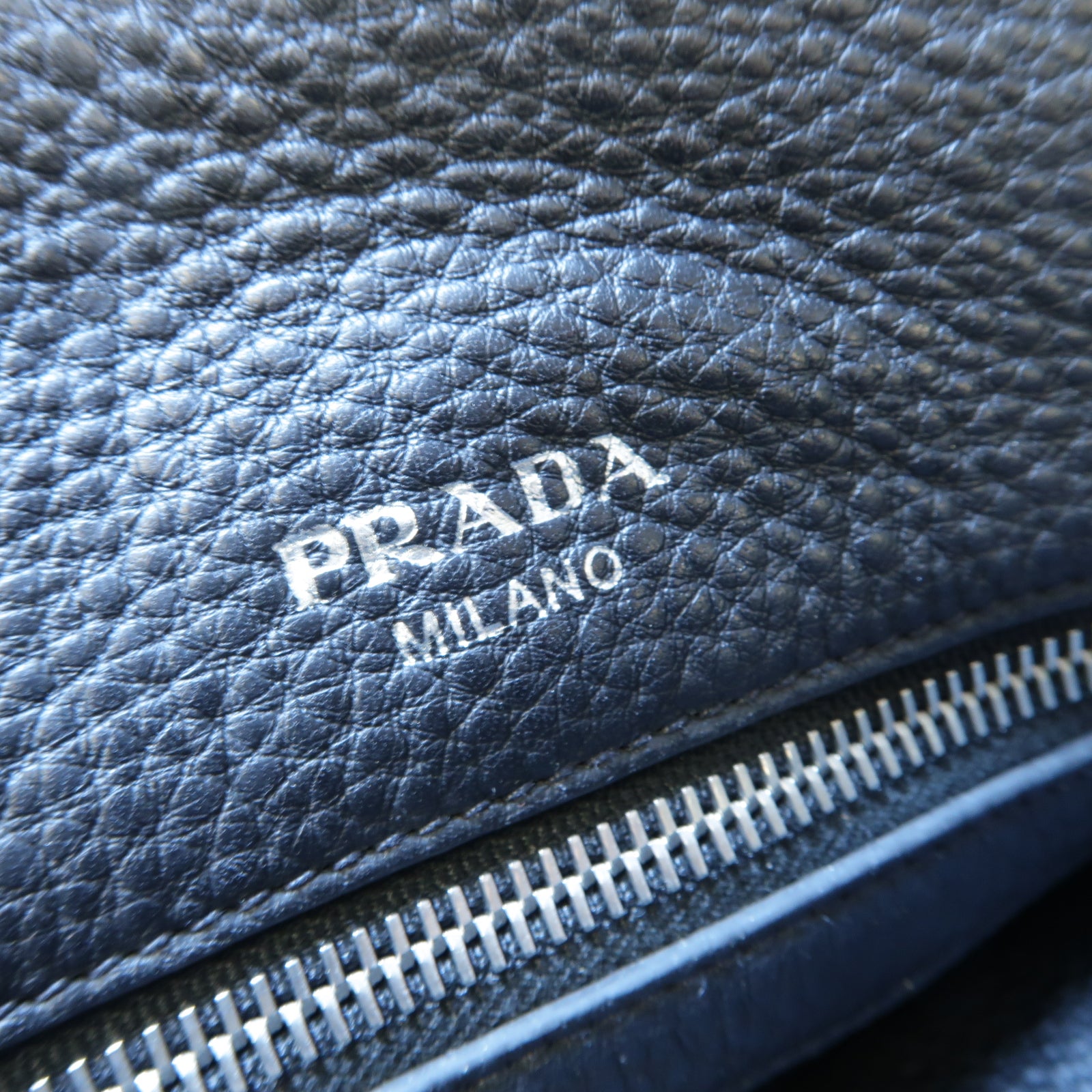 PRADA 牛皮皮革2 Way Shoulder銀扣手挽肩背兩用袋黑色