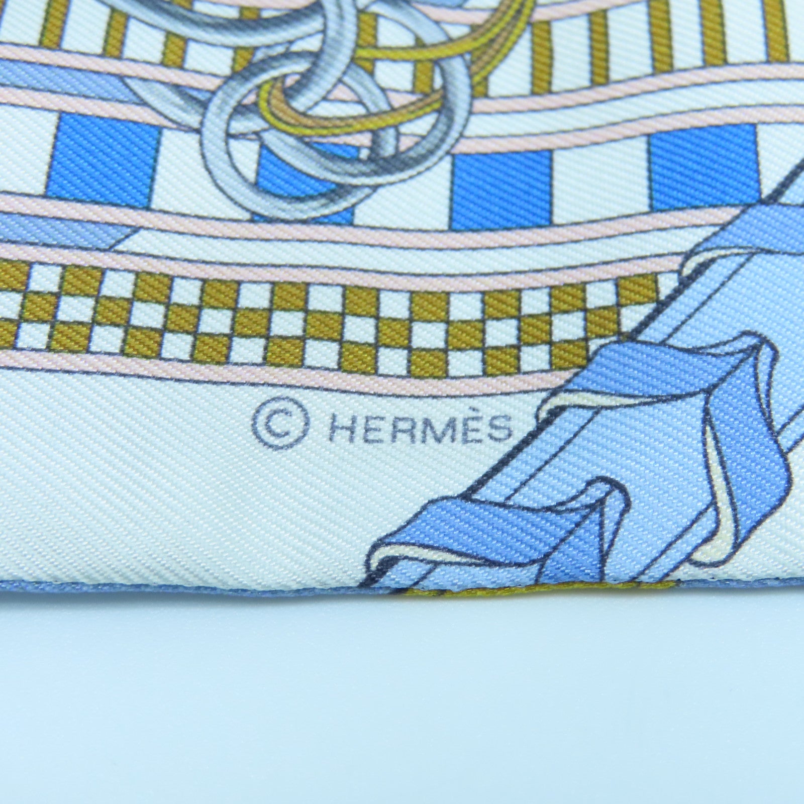 HERMES 絲質Twilly絲巾淺藍色白色黃色