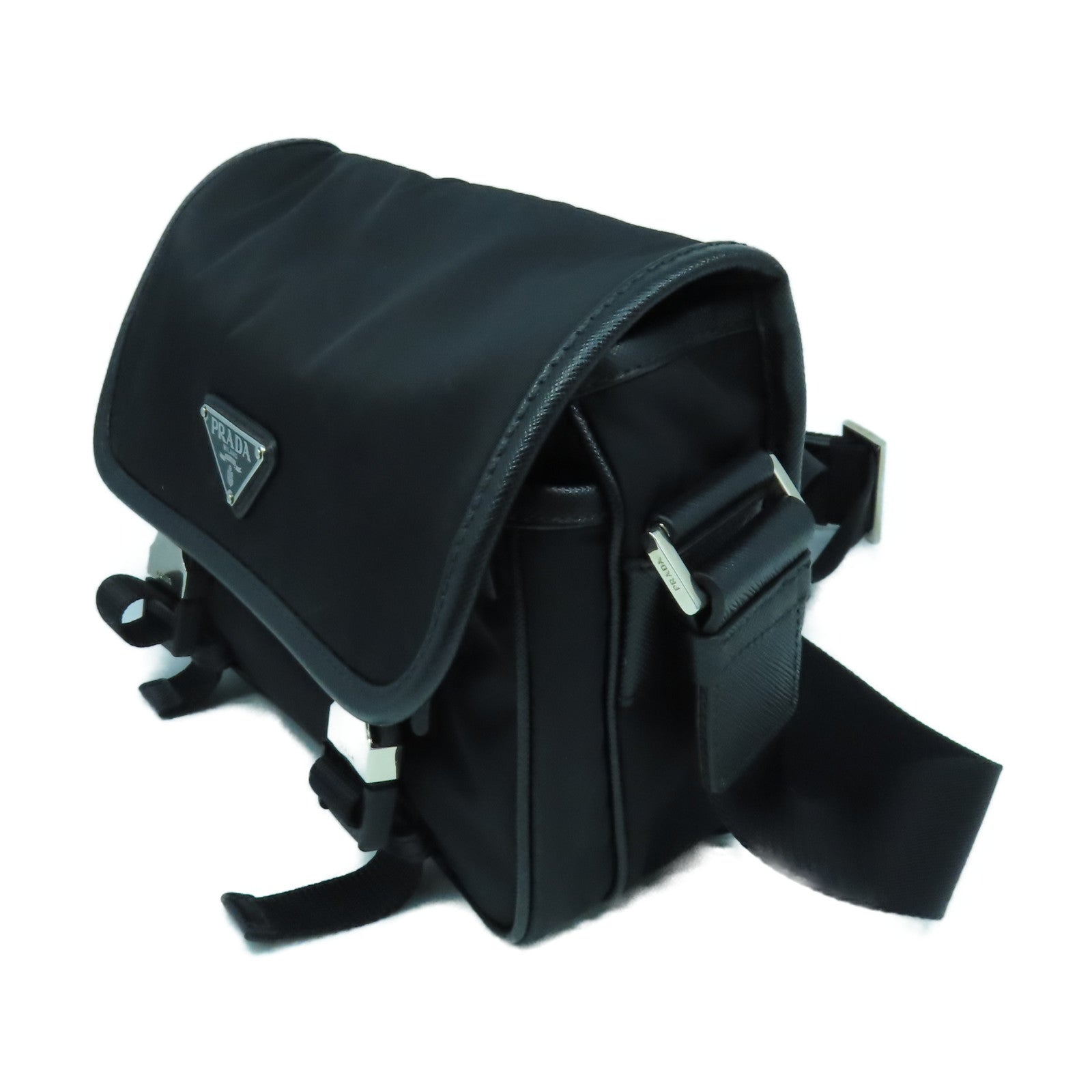 PRADA 尼龍Shoulder Bag銀扣肩背袋黑色