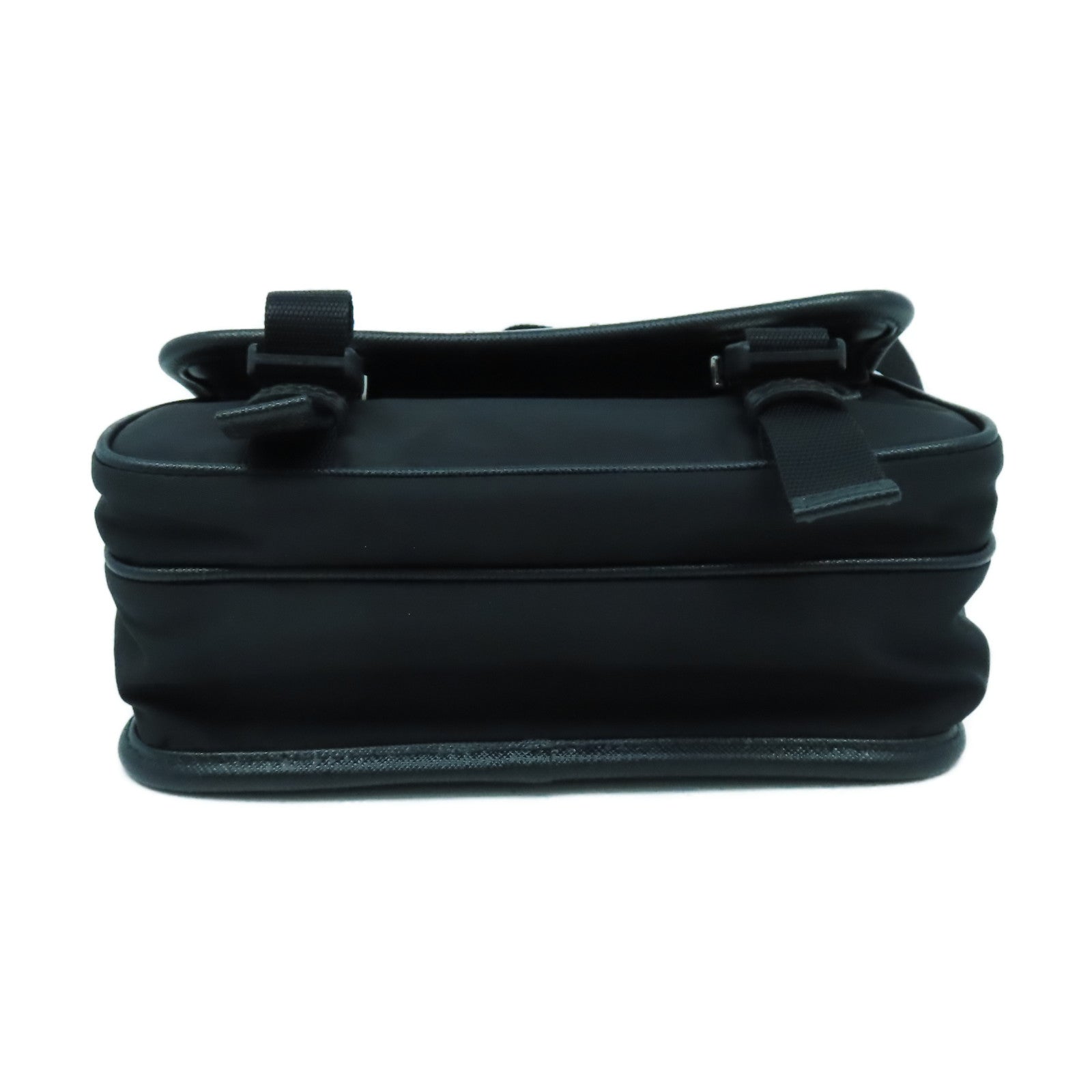 PRADA 尼龍Shoulder Bag銀扣肩背袋黑色