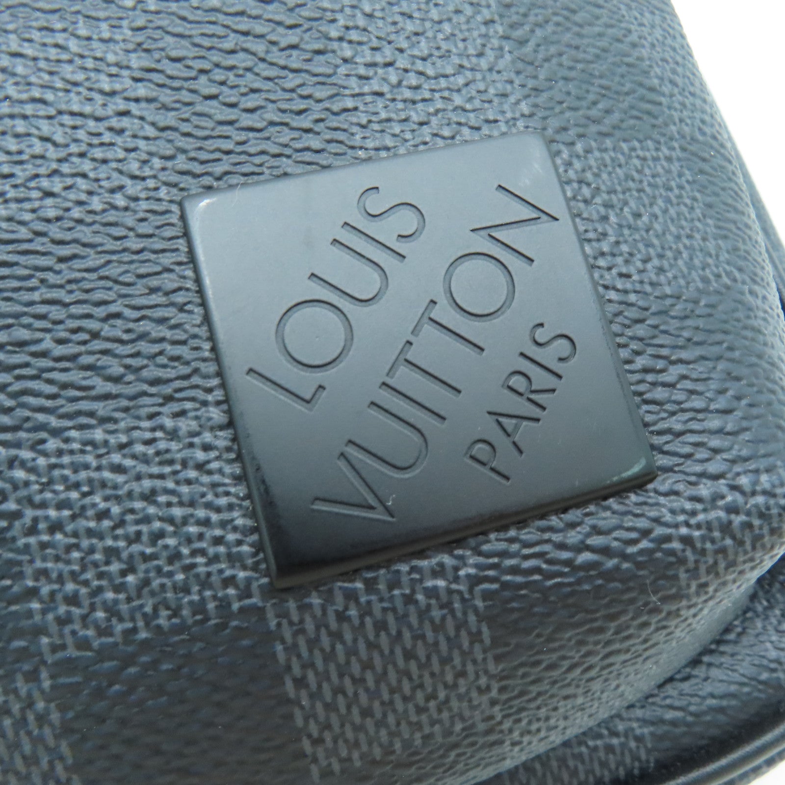LOUIS VUITTON Damier Avenue Shoulder Bag银扣肩背袋黑色