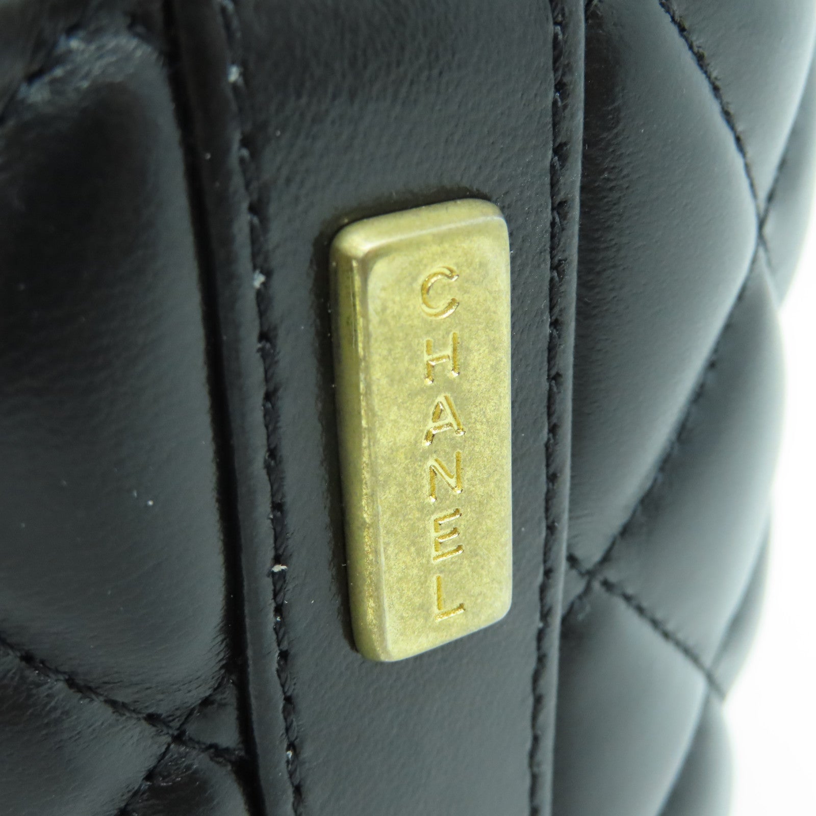 CHANEL rhombic cowhide leather Chain Shoulder Bag gold buckle chain shoulder bag black