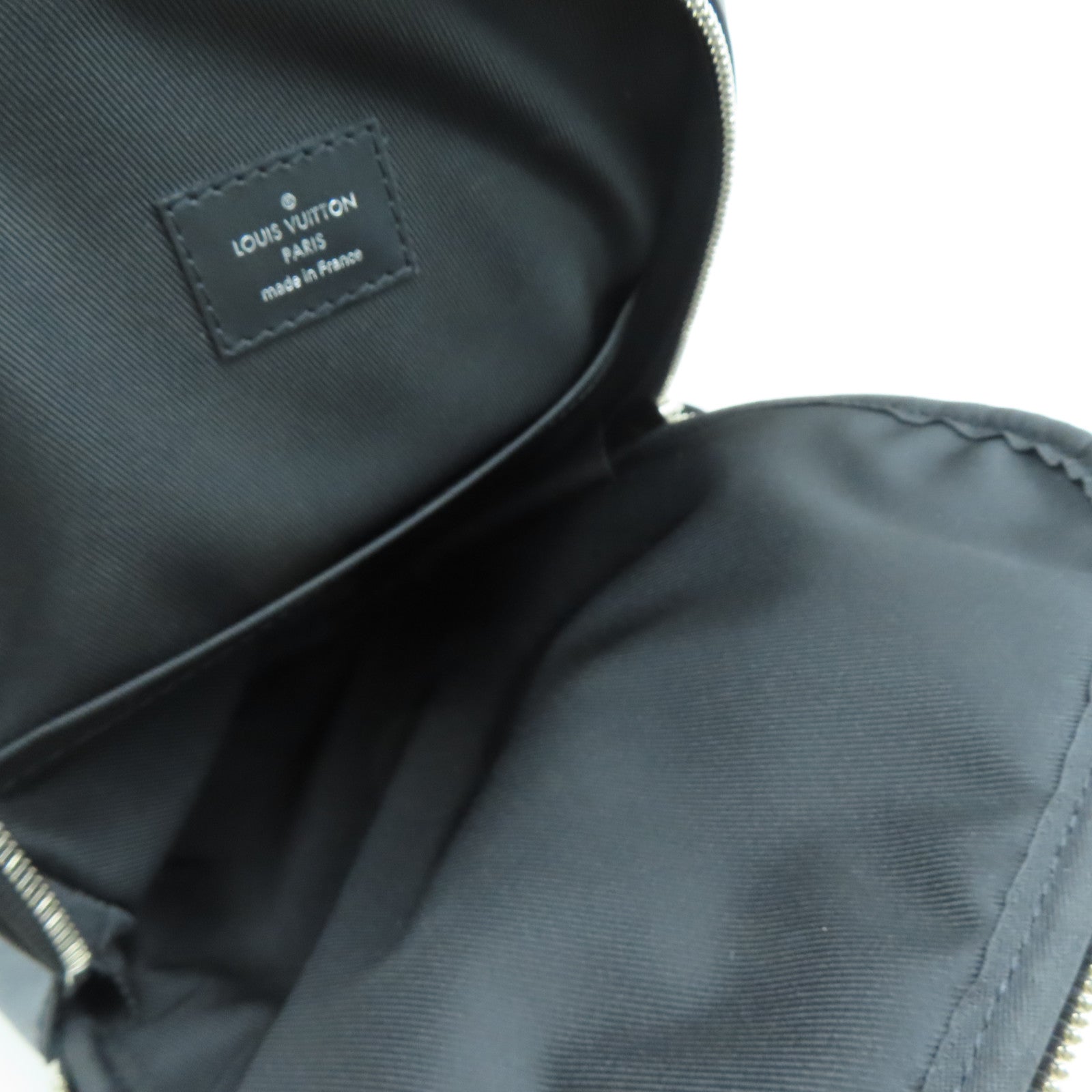 LOUIS VUITTON Damier Avenue Shoulder Bag银扣肩背袋黑色