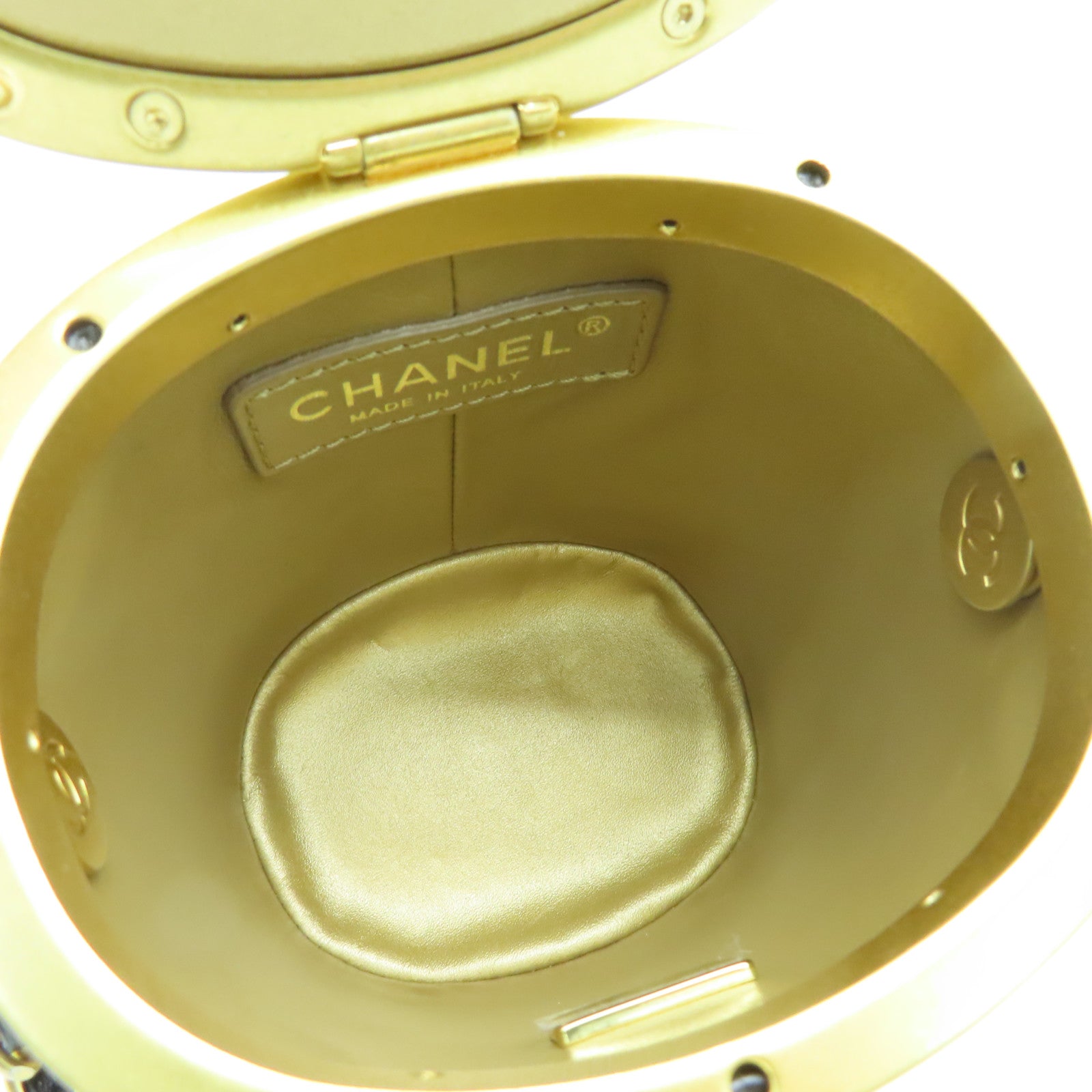 CHANEL rhombic cowhide leather Chain Shoulder Bag gold buckle chain shoulder bag black