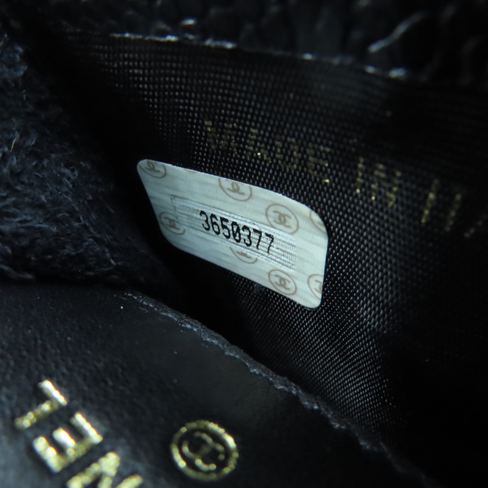 CHANEL 牛皮皮革Chain Bag金扣鏈帶肩背袋黑色