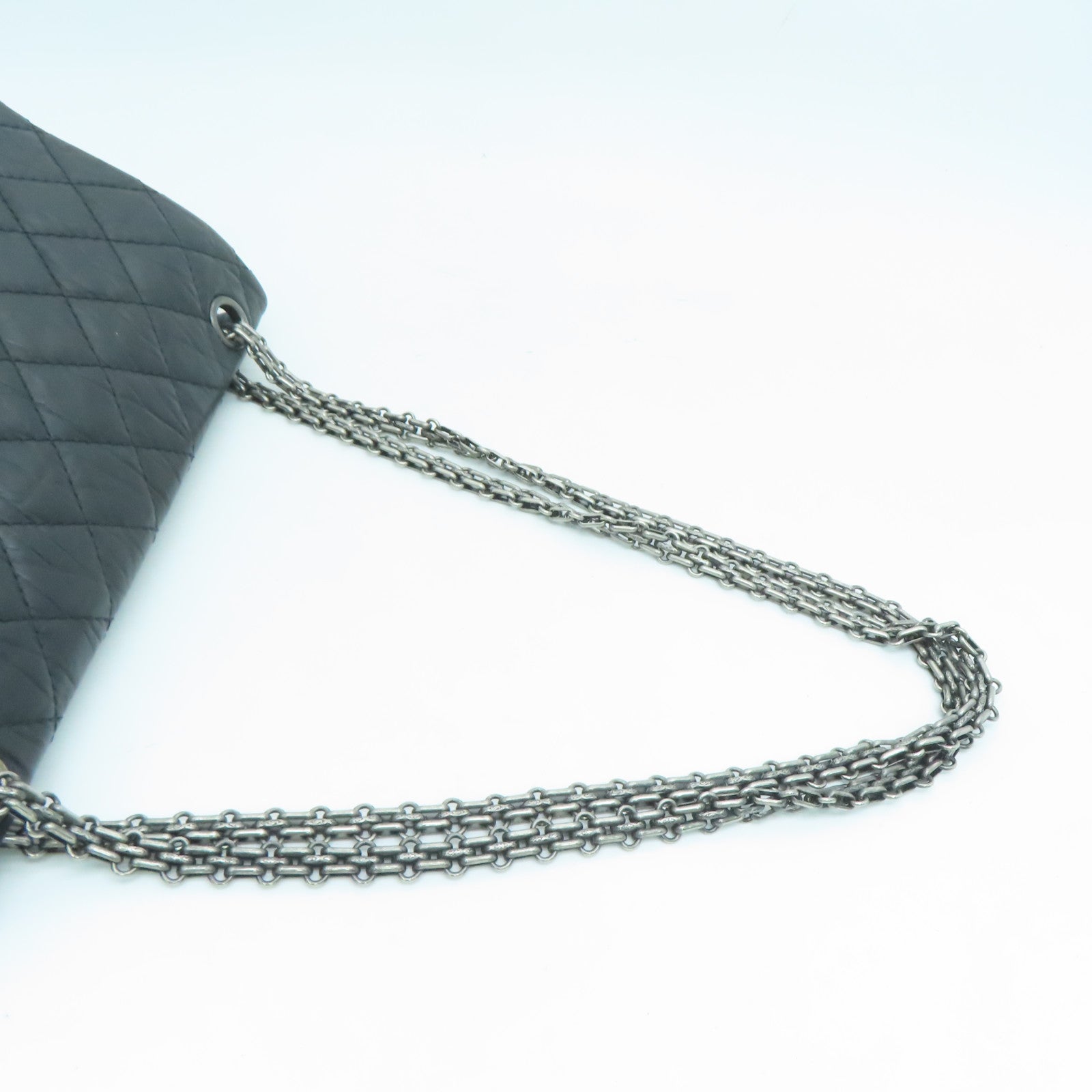 CHANEL 菱格Aged Calf皮革Chain Shoulder银扣链带肩背袋黑色