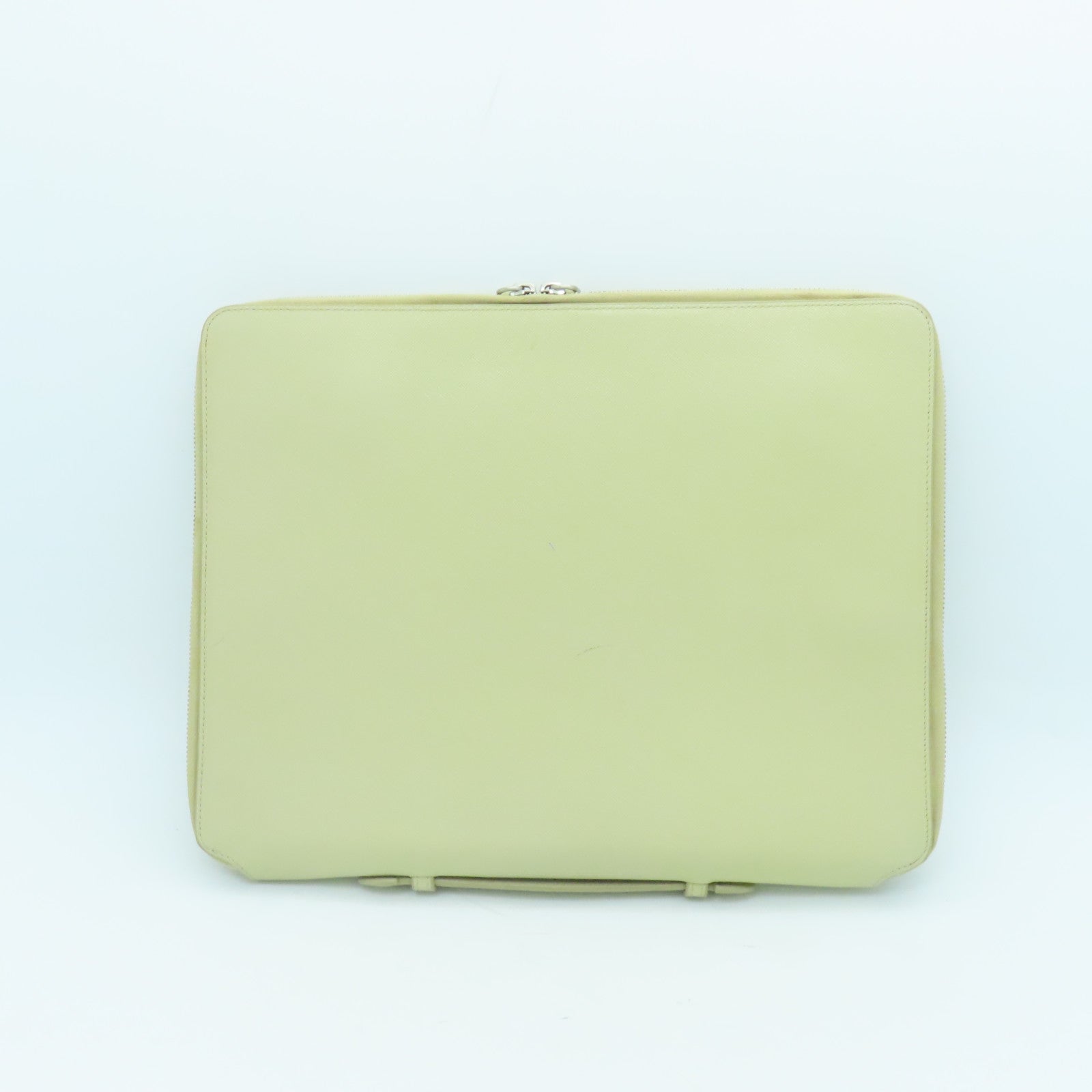 MCM 【激減優惠】皮革Clutch Bag銀扣手拿包米色