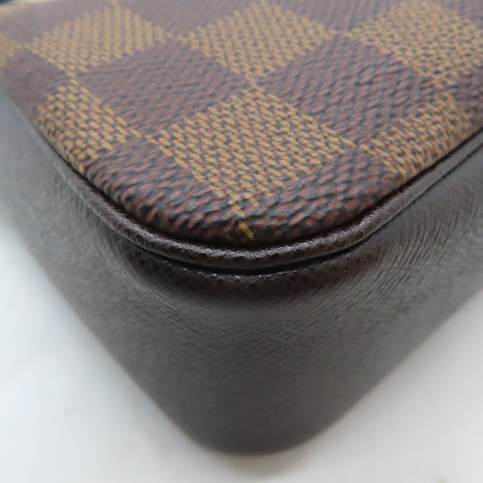 LOUIS VUITTON Damier Trousse Makeup Pouch金扣手挽袋啡色