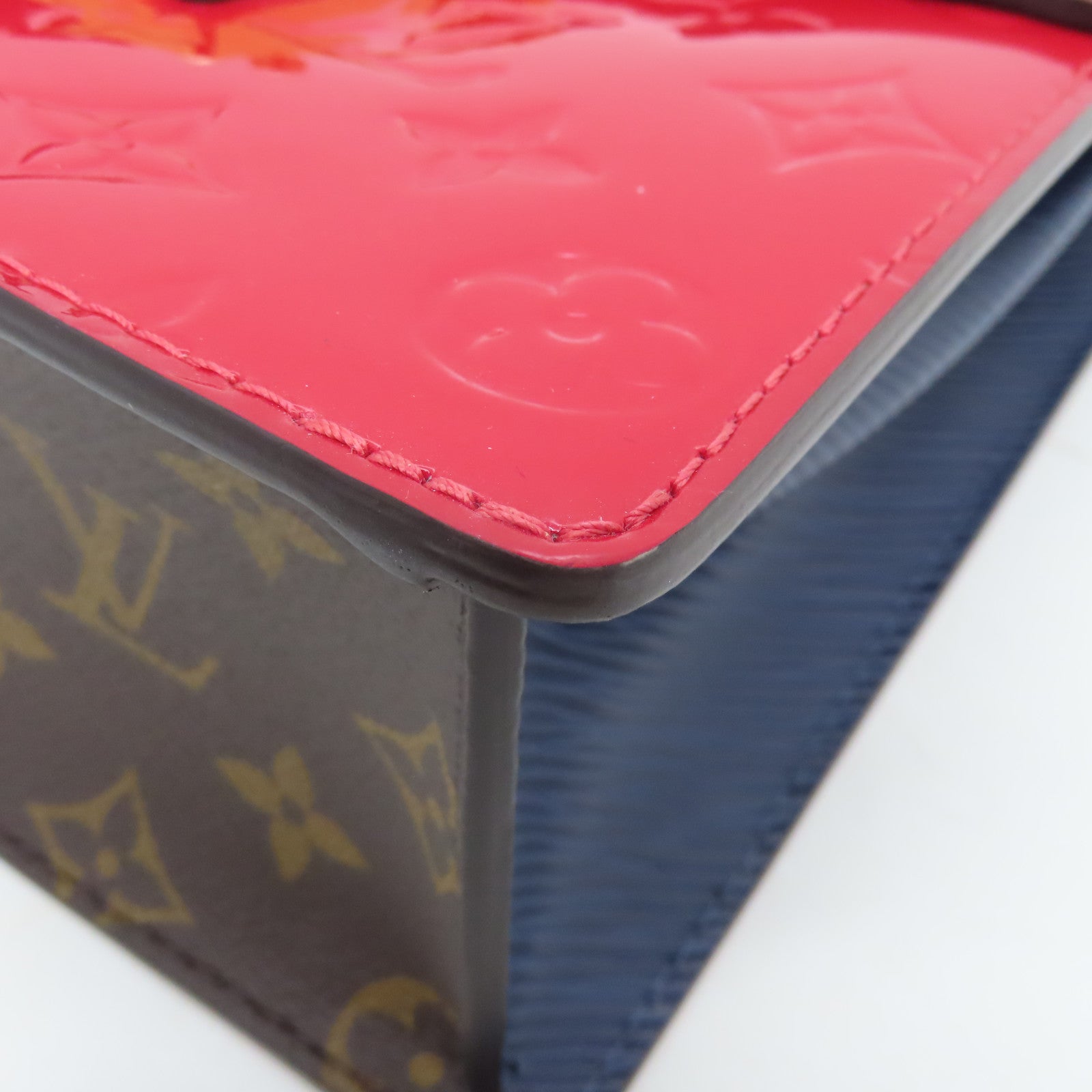 LOUIS VUITTON Monogram Vernis Spring Street金扣手挽肩背两用袋红色