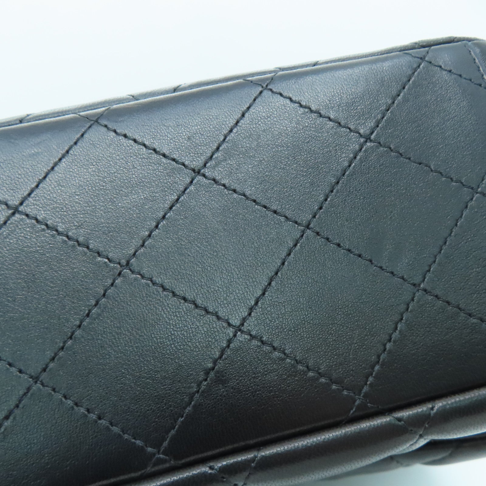CHANEL 菱格羊皮皮革Classic Maxi Jumbo銀扣肩背袋黑色
